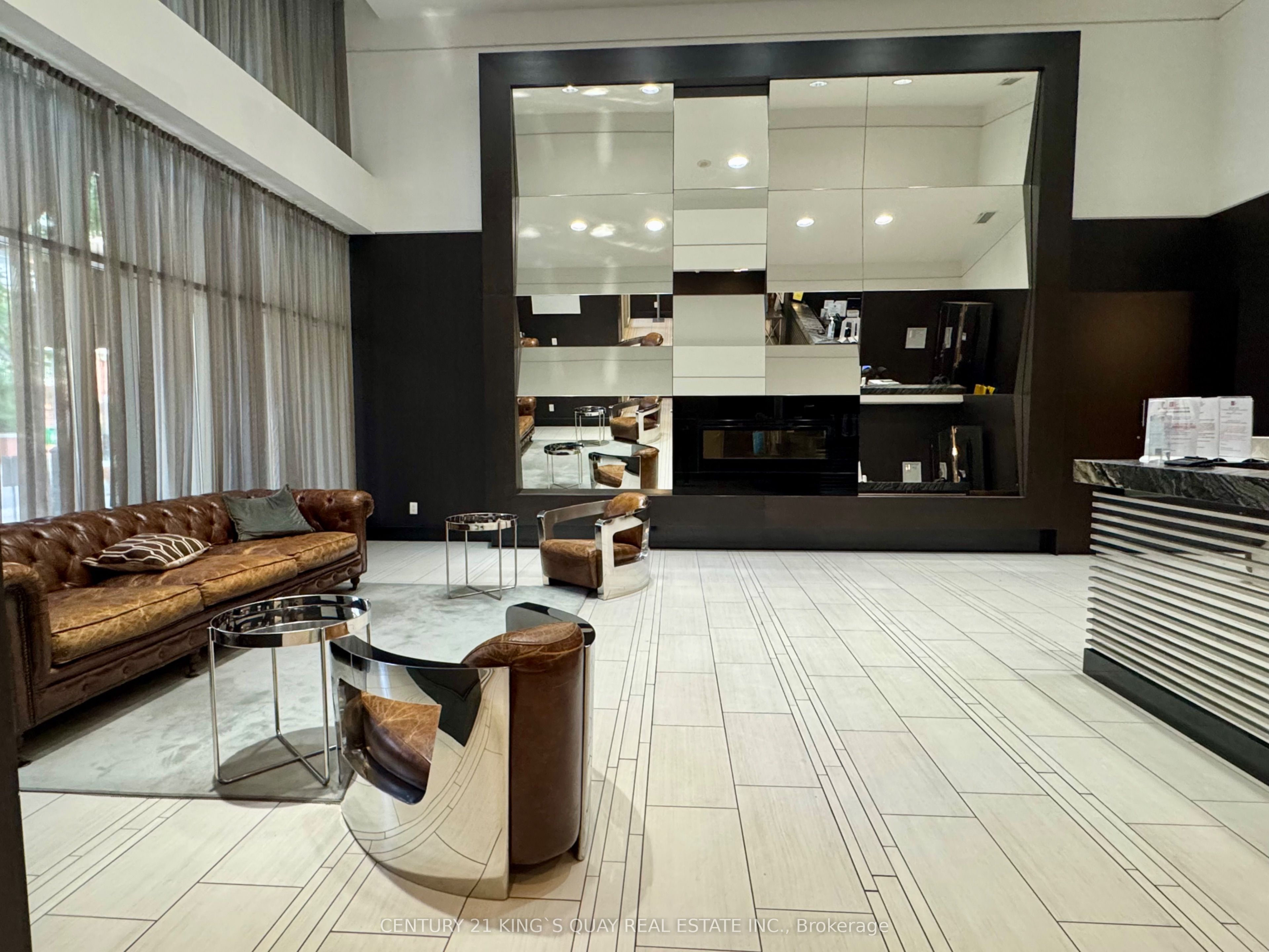 38 Grand Magazine Street 1233, Toronto, ON M5V 0B1