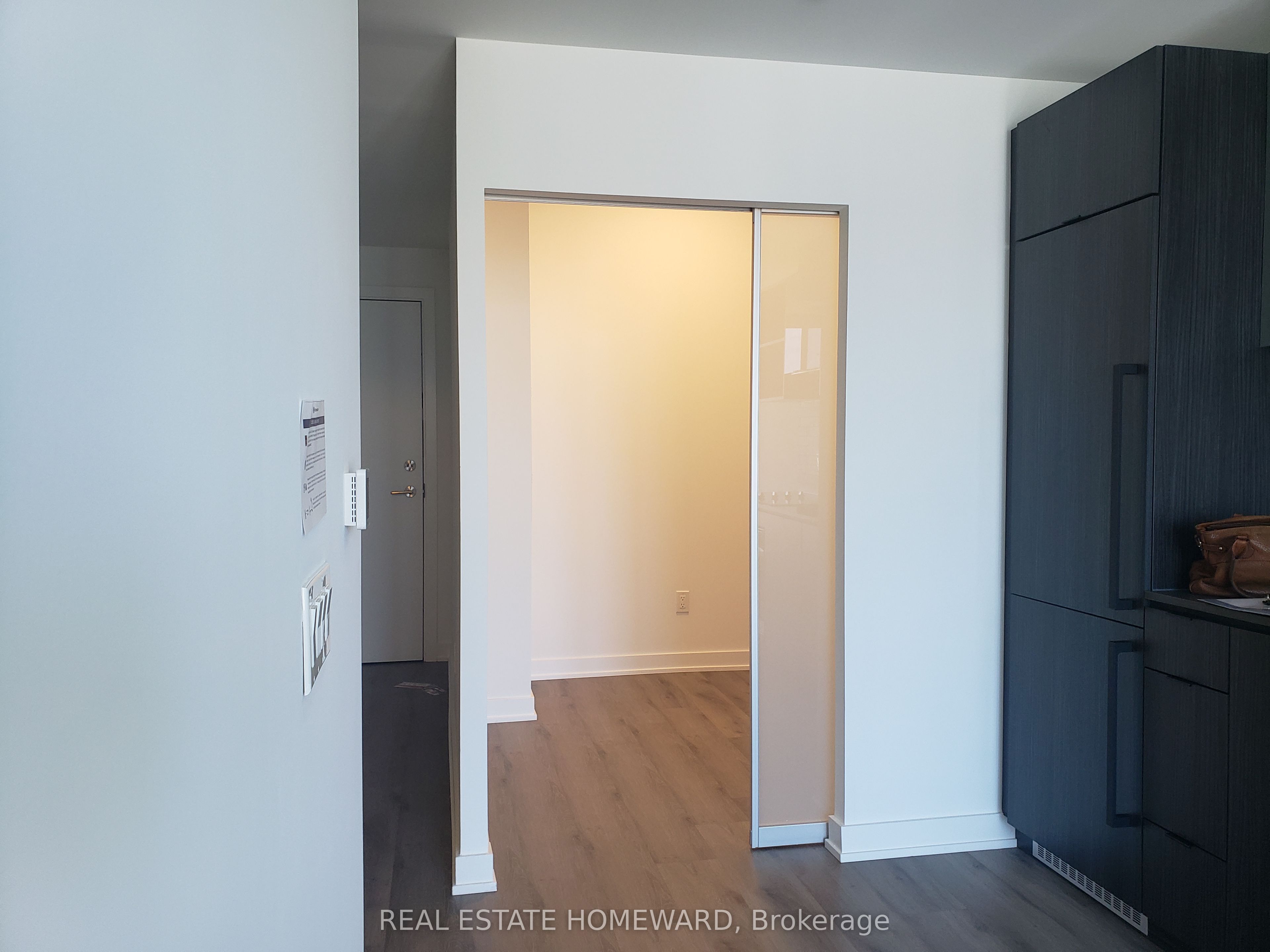 252 Church Street 4905, Toronto, ON M5B 0E6 photo 5