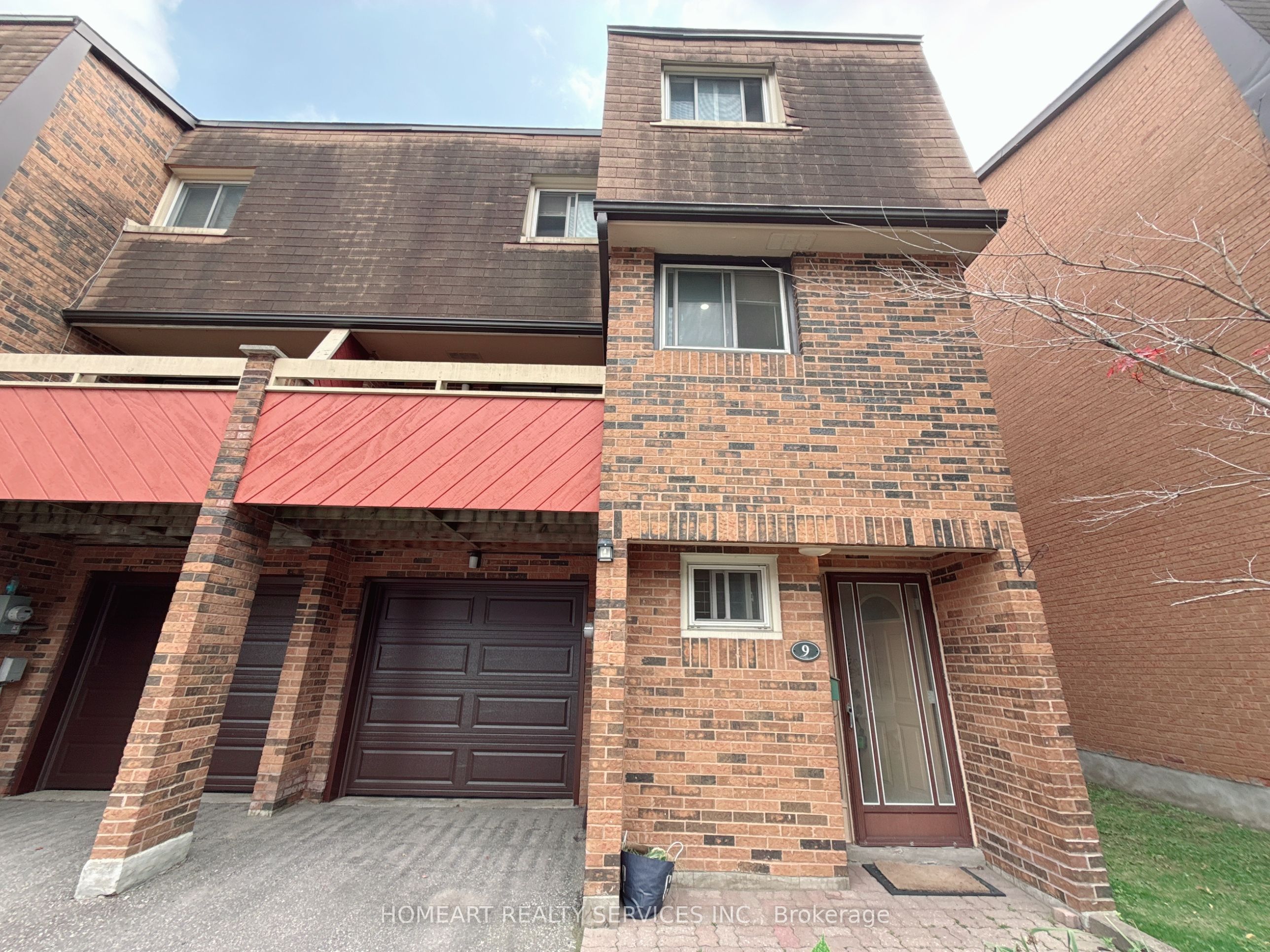 9 Poets Walkway, Toronto, ON M2J 4V2 photo 2