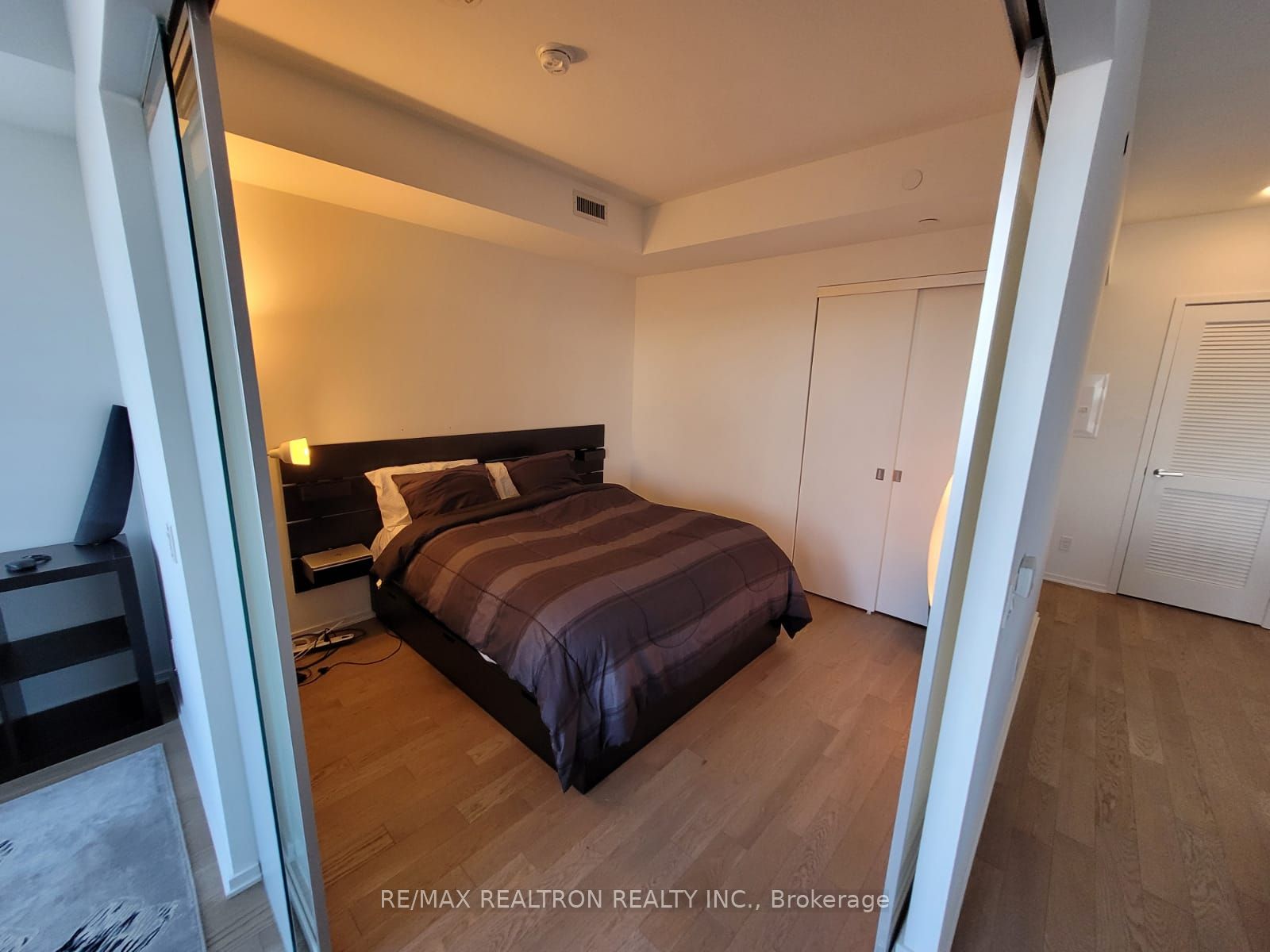 16 Bonnycastle Street 1506, Toronto, ON M5A 0C9 photo 2