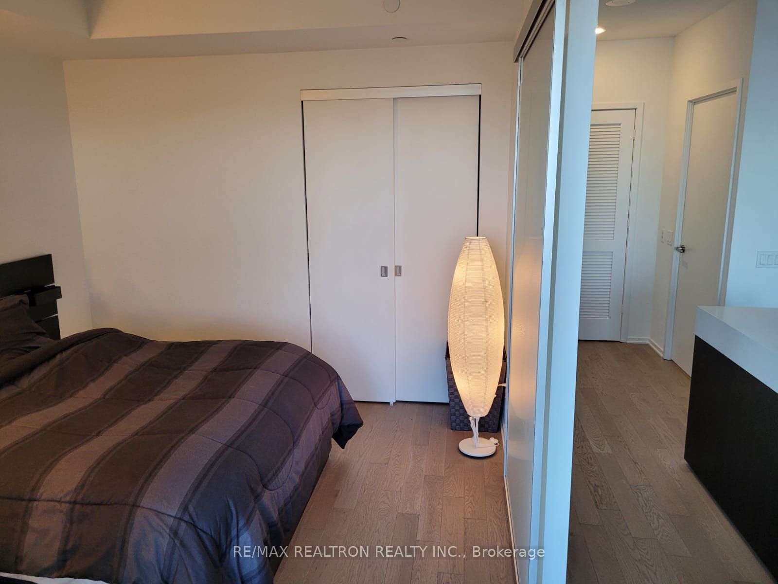 16 Bonnycastle Street 1506, Toronto, ON M5A 0C9 photo 4