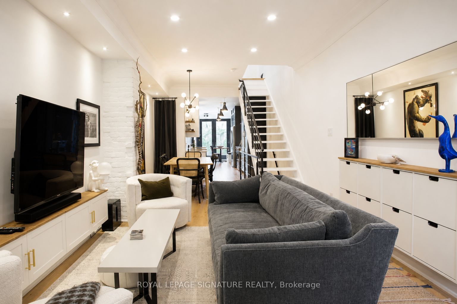 132 Major Street, Toronto, ON M5S 2L2 photo 3