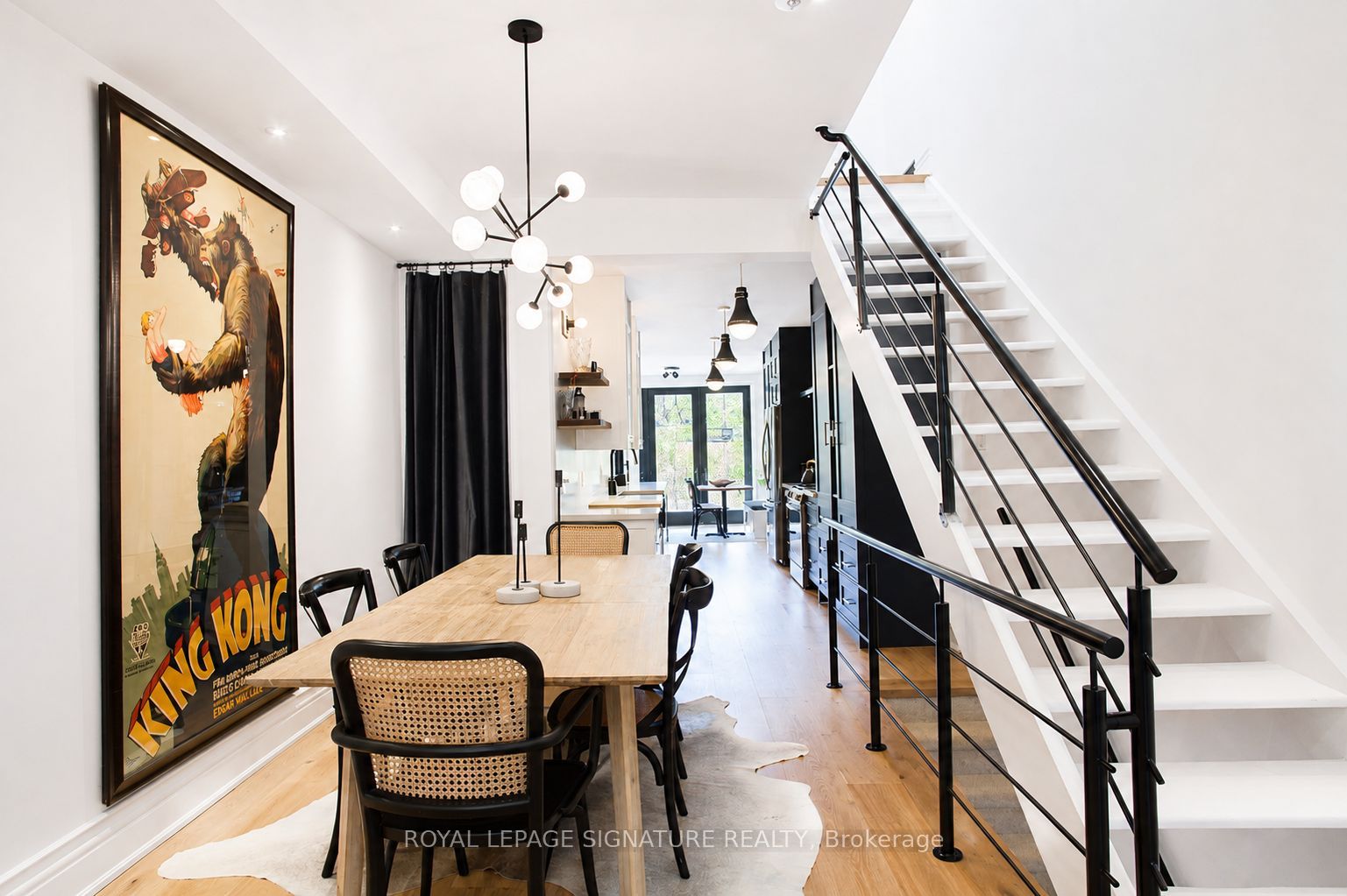 132 Major Street, Toronto, ON M5S 2L2 photo 4