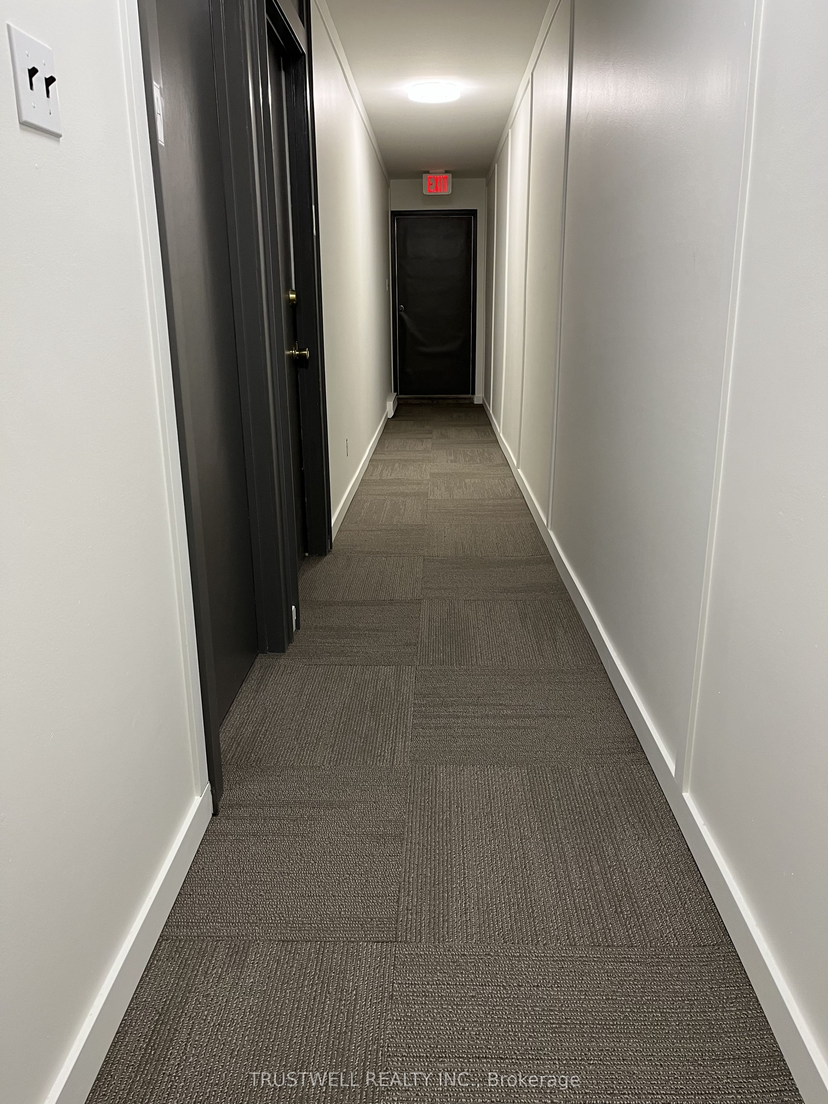 909 Millwood Road Unit B, Toronto, ON M4G 1X2 photo 2