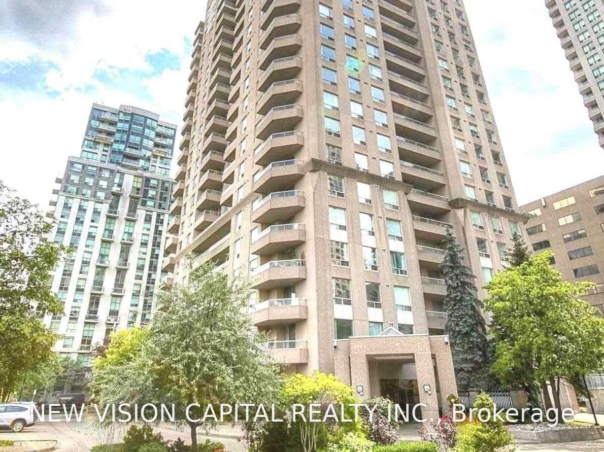 18 Hillcrest Avenue 803, Toronto, ON M2N 6T5