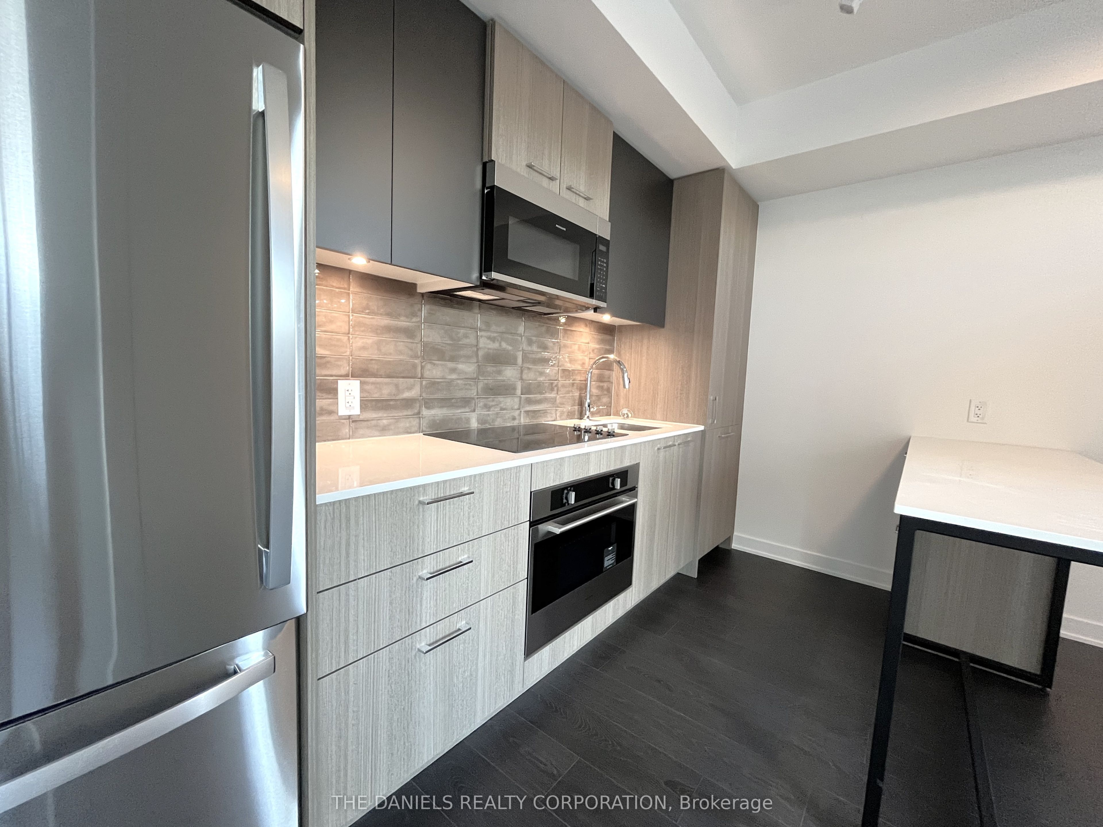 30 Dreamers Way 114, Toronto, ON M5A 0Y7 photo 5