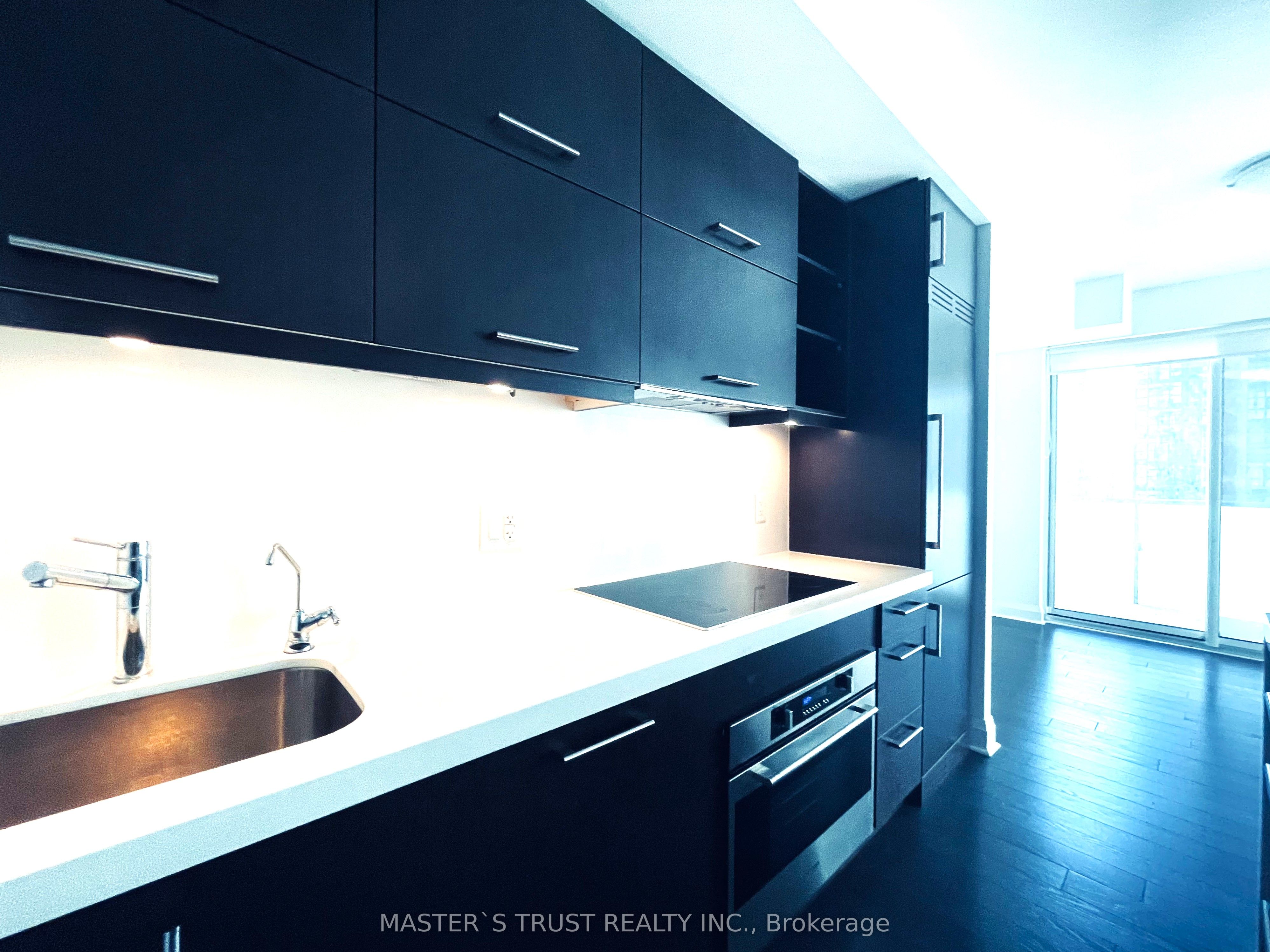 1080 Bay Street 1109, Toronto, ON M5S 0A6 photo 5