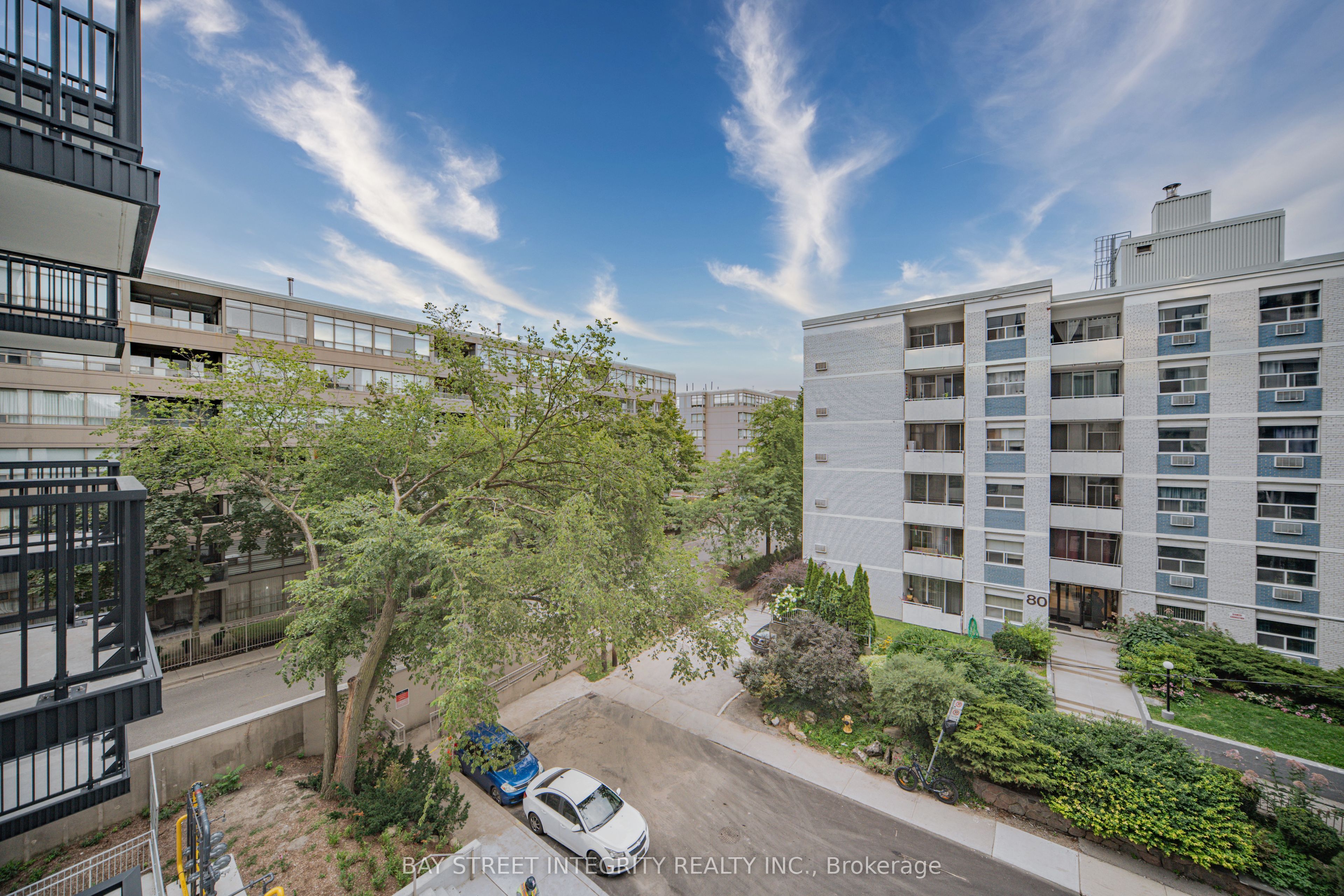 91 Montclair Avenue 503, Toronto, ON M5P 0B1 photo 3