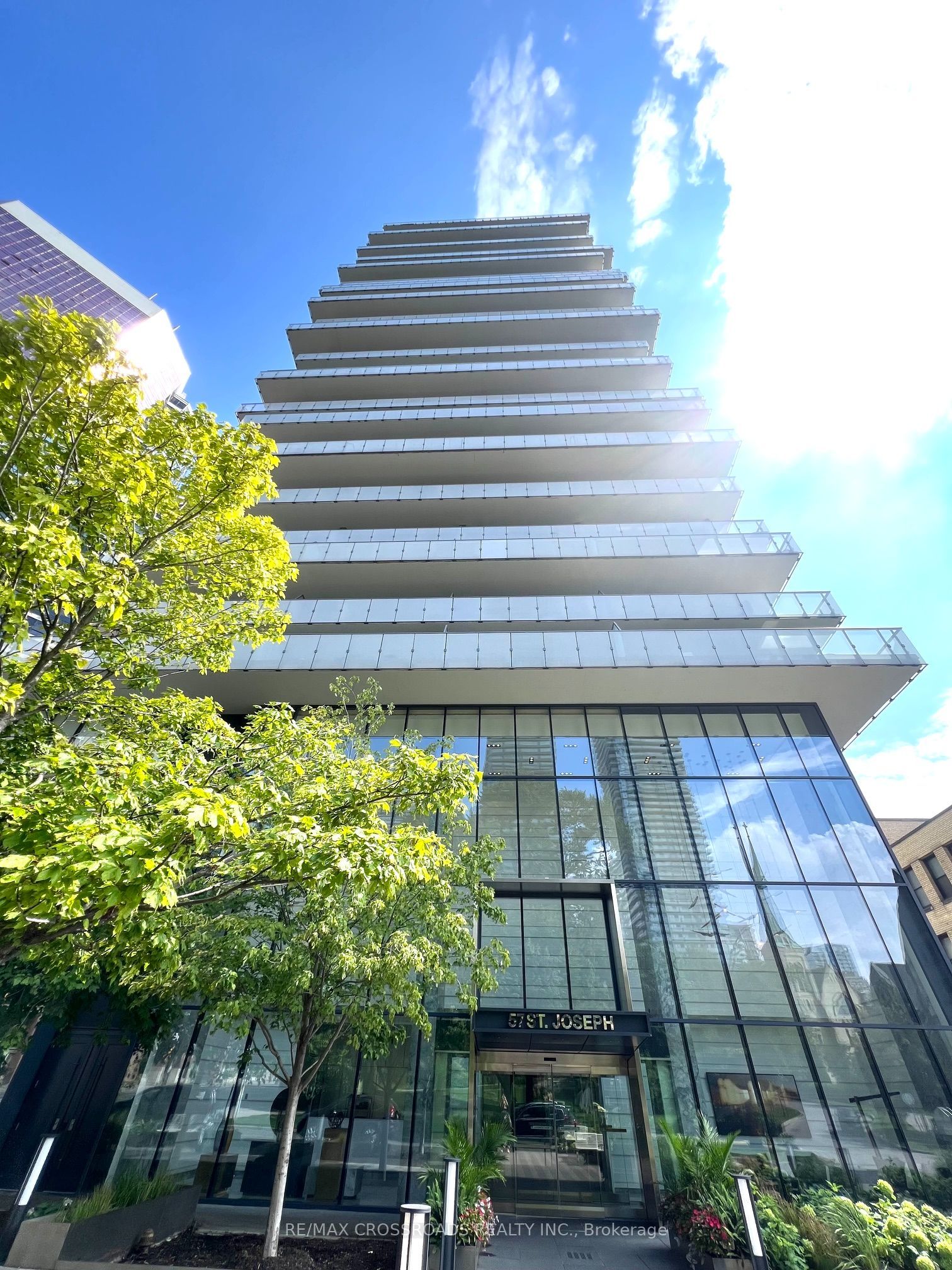 57 St Joseph Street 2203, Toronto, ON M5S 0C5