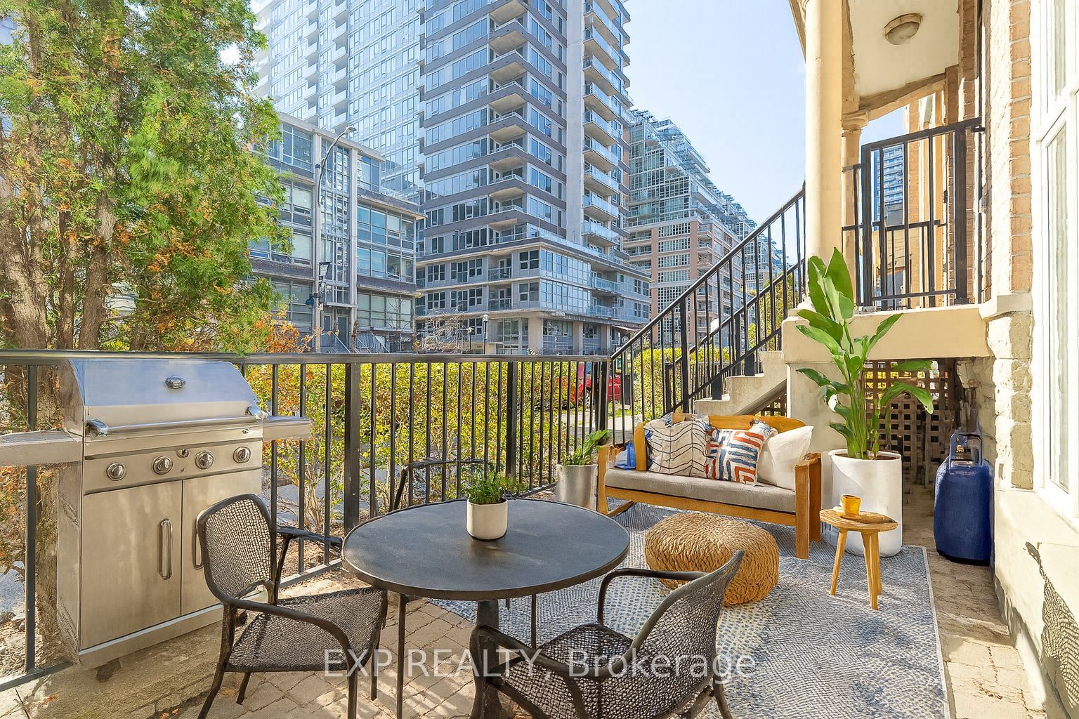 50 East Liberty Street 1111, Toronto, ON M6K 3P3 photo 3