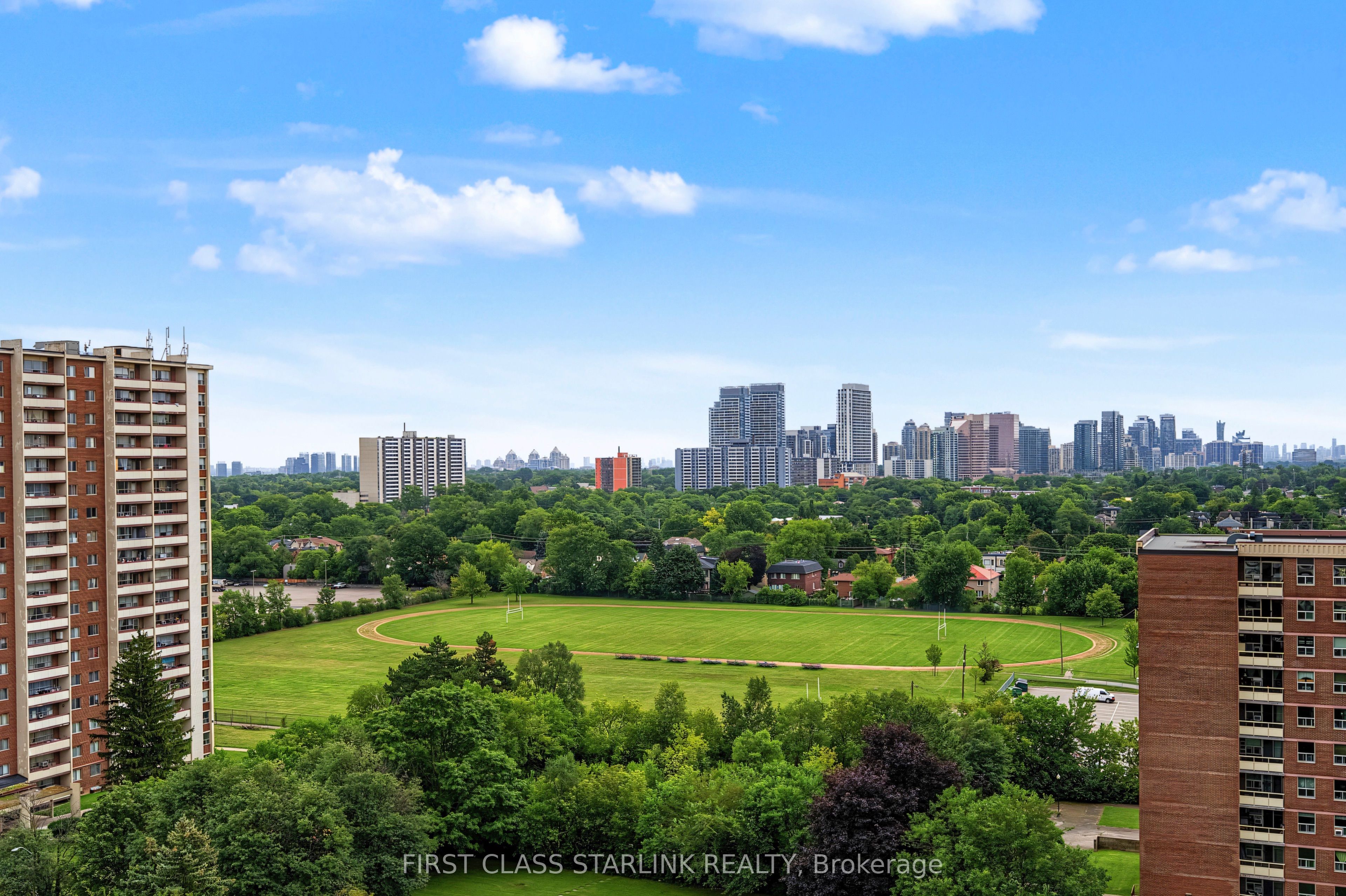 10 Tangreen Court, Toronto, ON M2M 4B9 photo 2