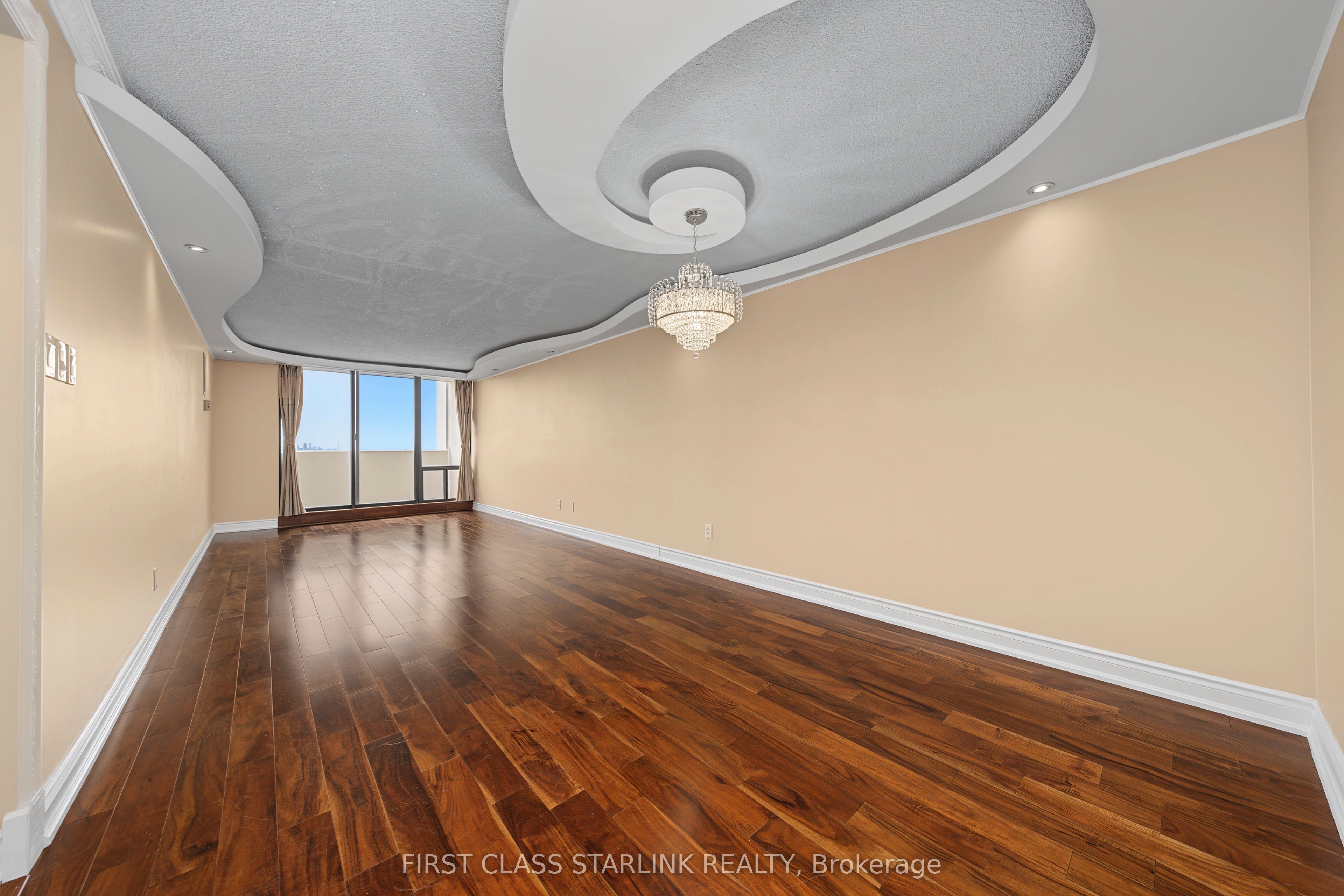 10 Tangreen Court, Toronto, ON M2M 4B9 photo 3