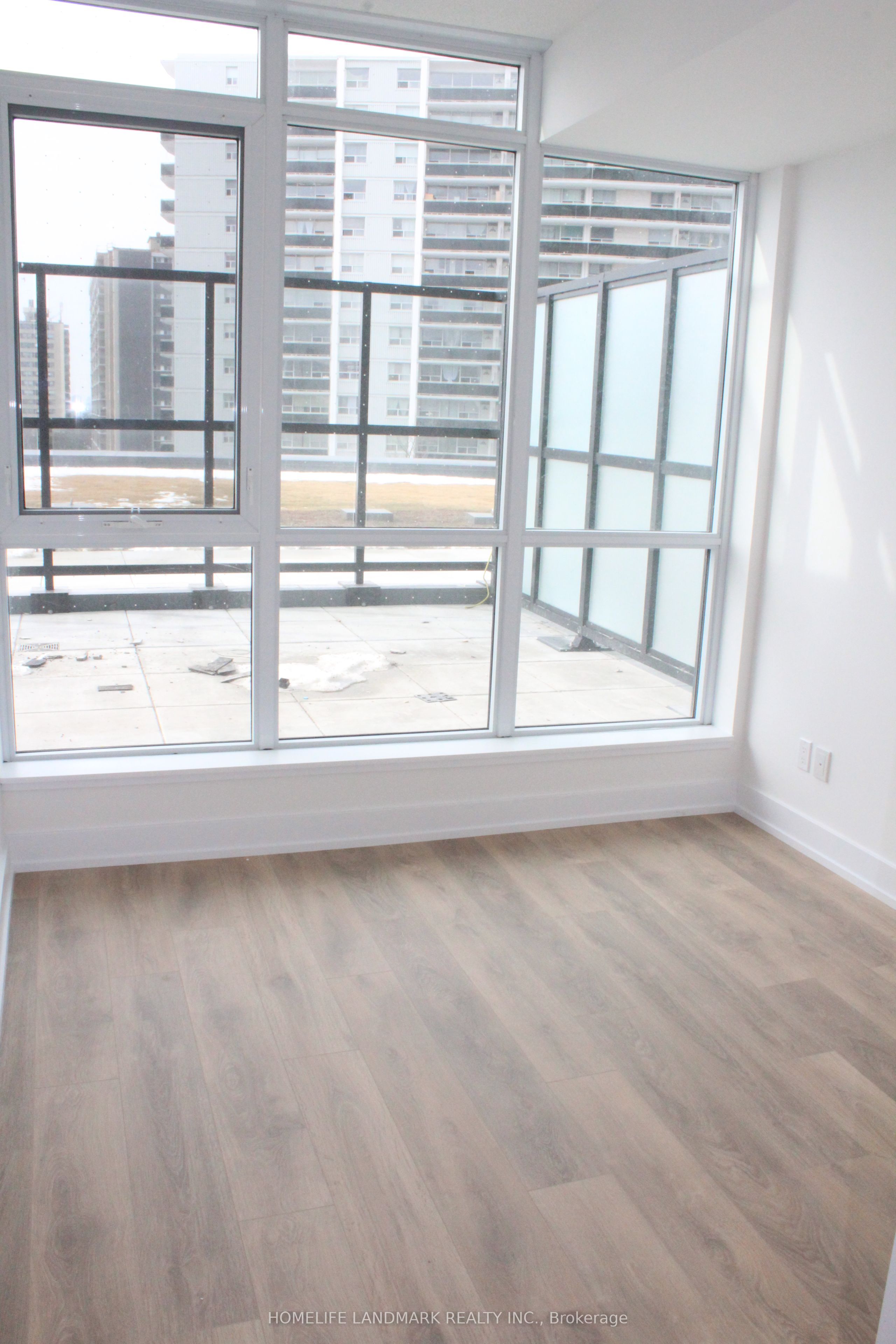 128 Fairview Mall Drive 502, Toronto, ON M2J 2Z1 photo 5