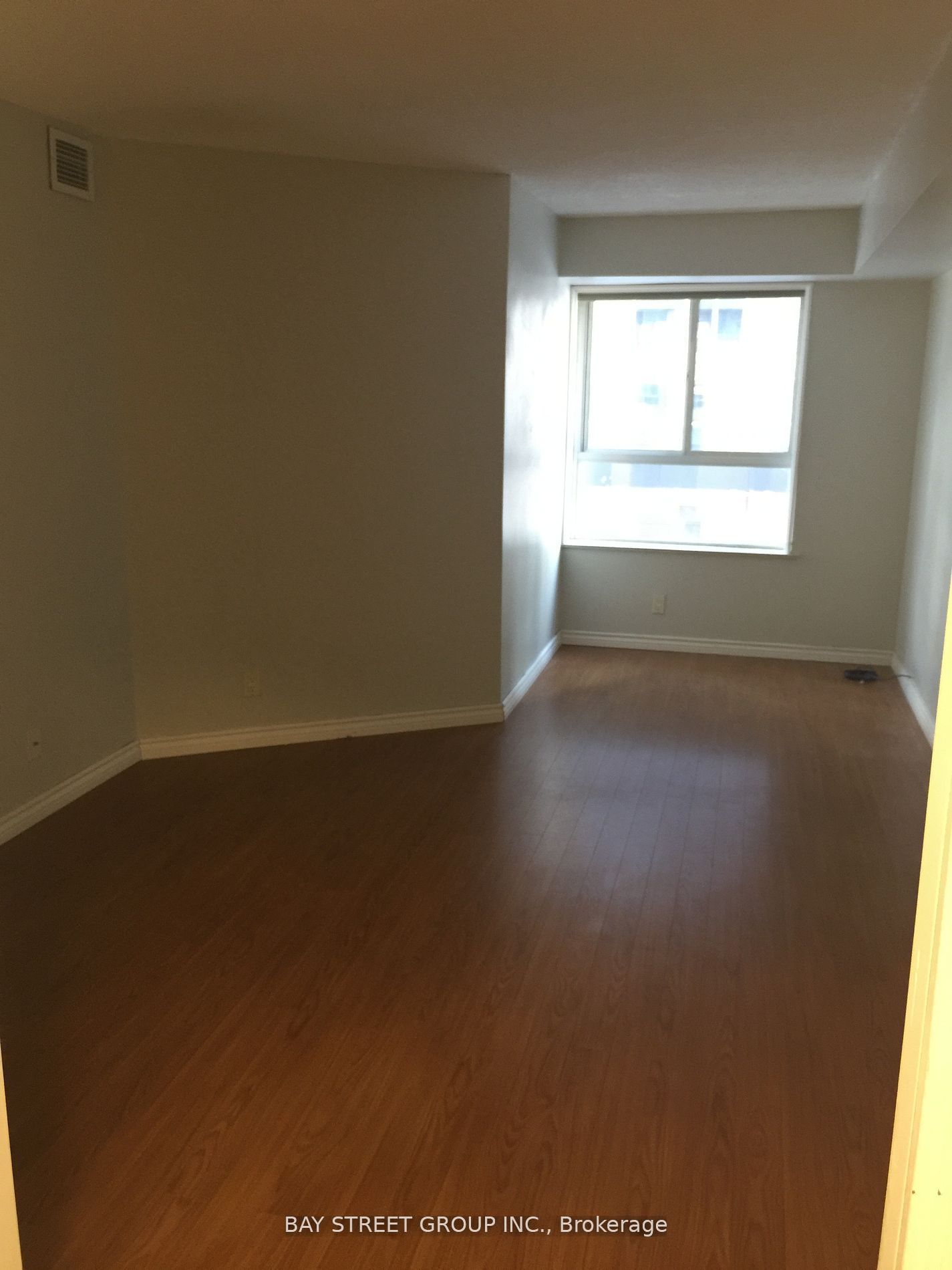 711 Bay Street 414, Toronto, ON M5G 2J8 photo 3