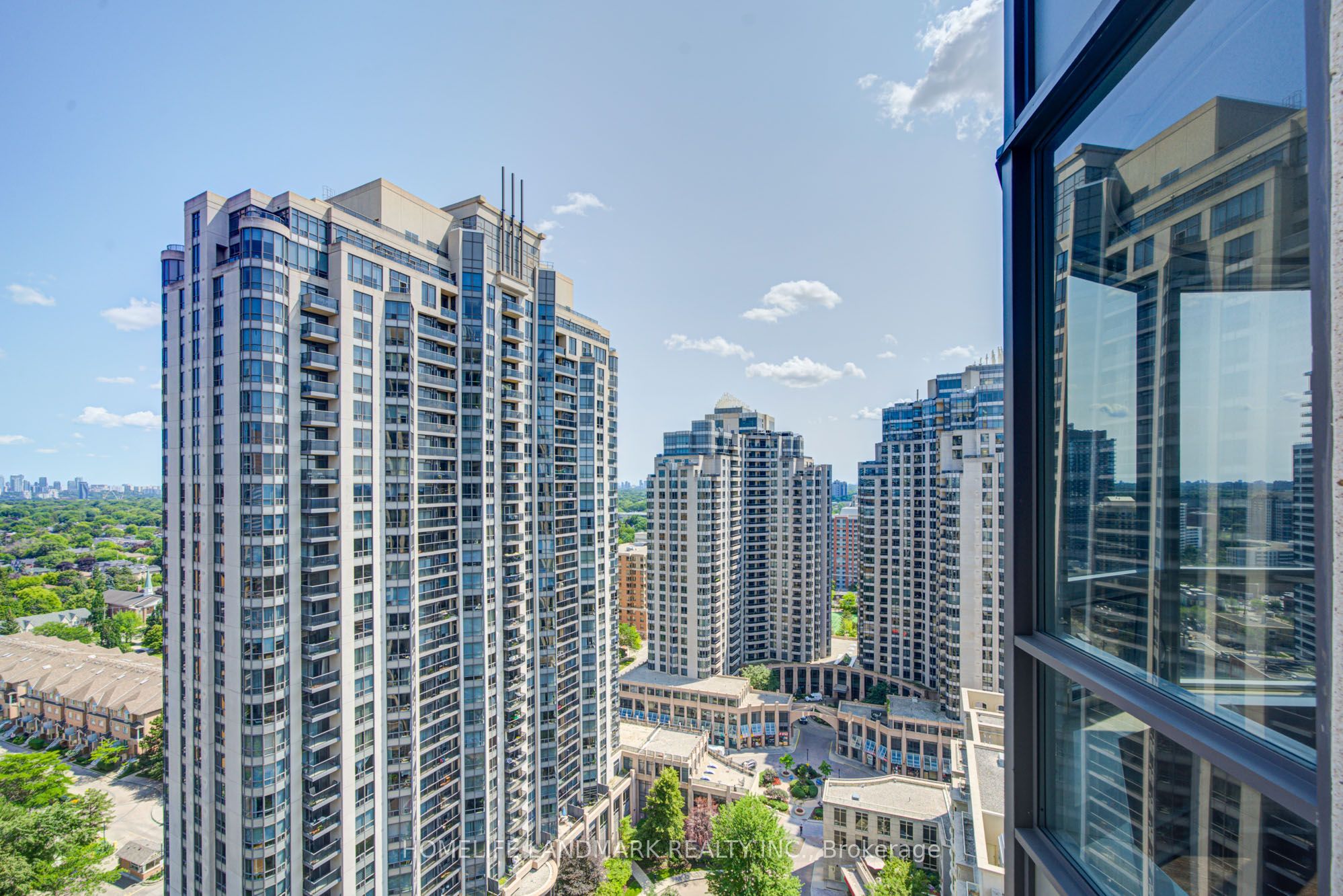 500 Doris Avenue 2126, Toronto, ON M2N 0C1 photo 4