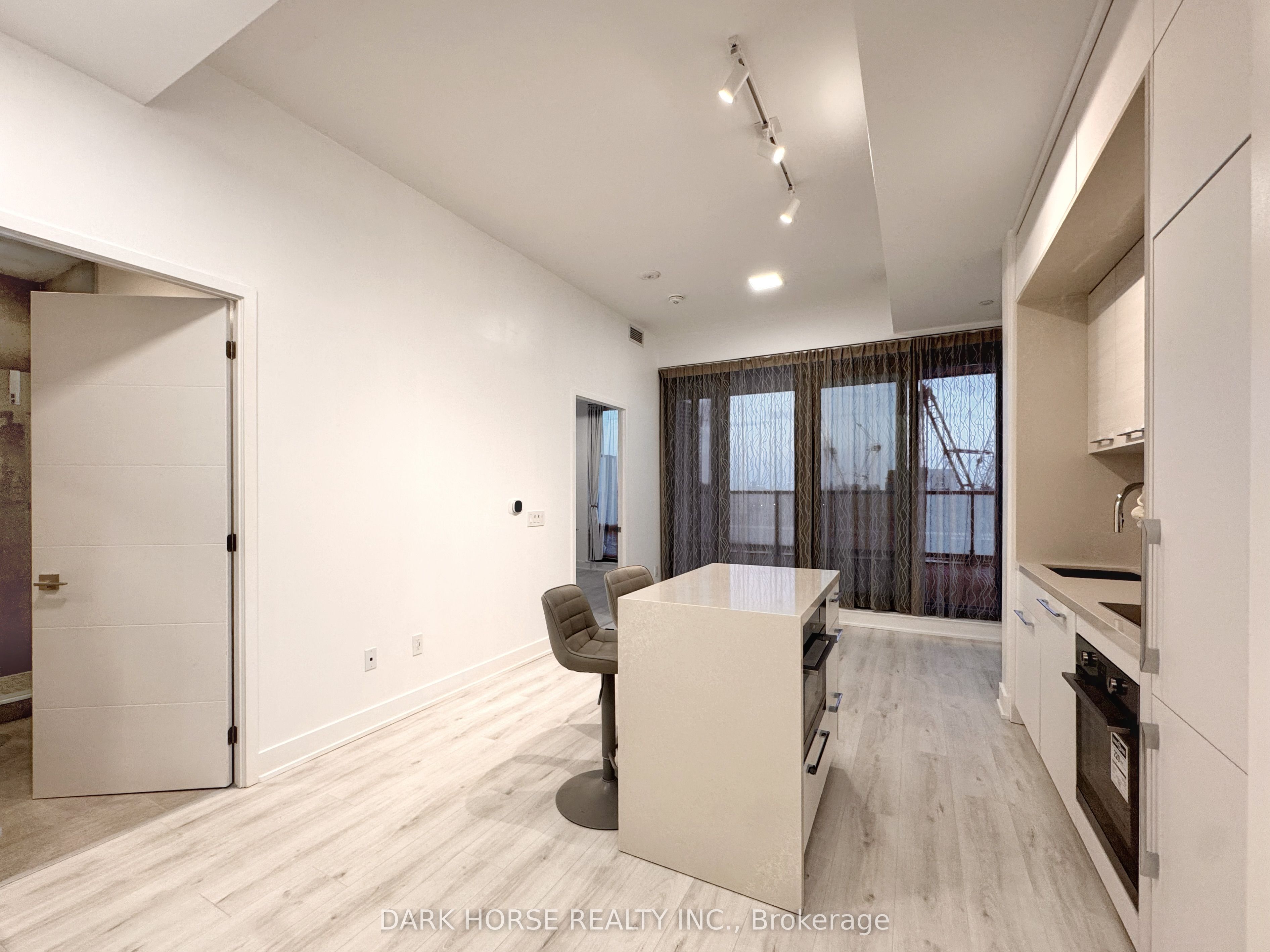 29 Green Trail Court 811, Toronto, ON M2K 0J9 photo 5