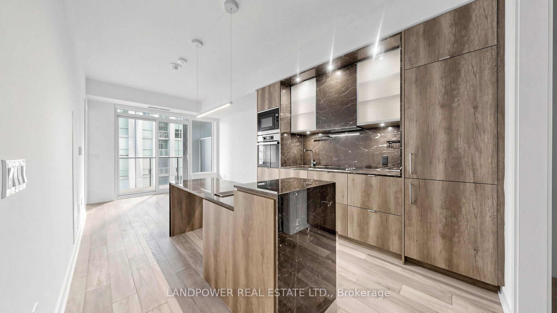 11 Yorkville Avenue 1307, Toronto, ON M4W 0B7 photo 4