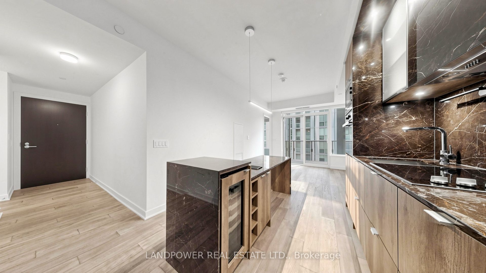 11 Yorkville Avenue 1307, Toronto, ON M4W 0B7 photo 5