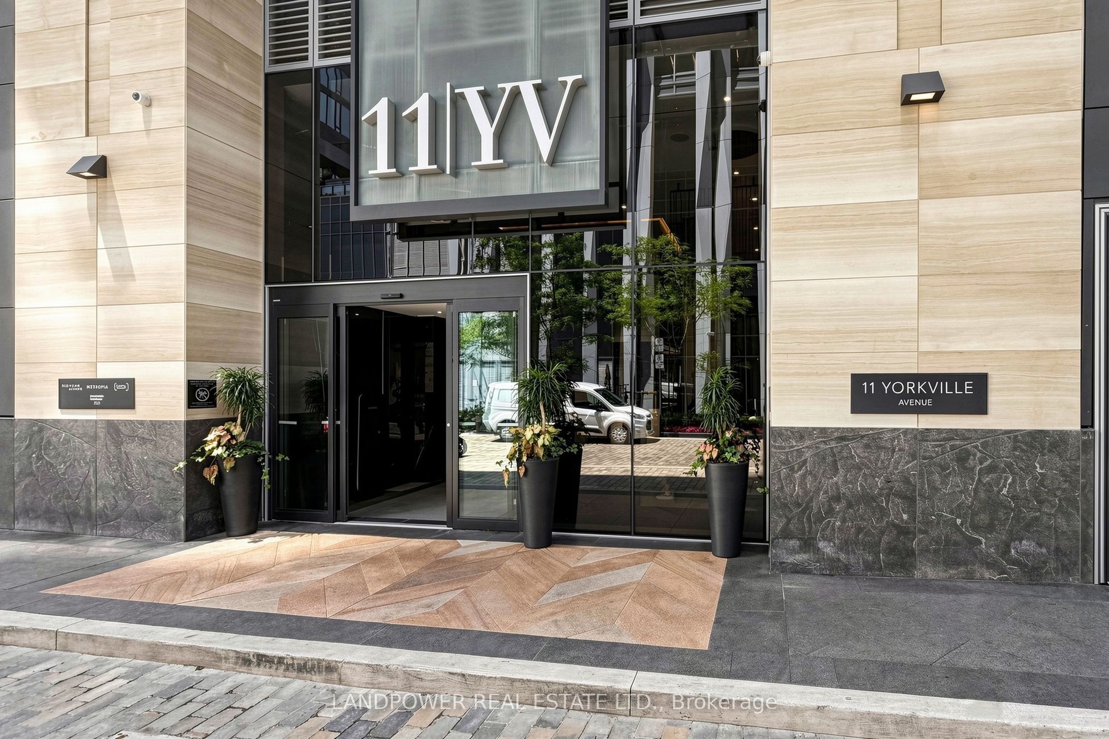 11 Yorkville Avenue 1307, Toronto, ON M4W 0B7