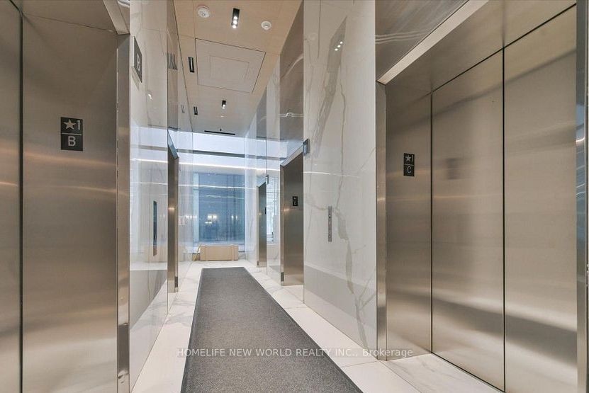 88 Queen Street E 3512, Toronto, ON M5C 0B6 photo 5
