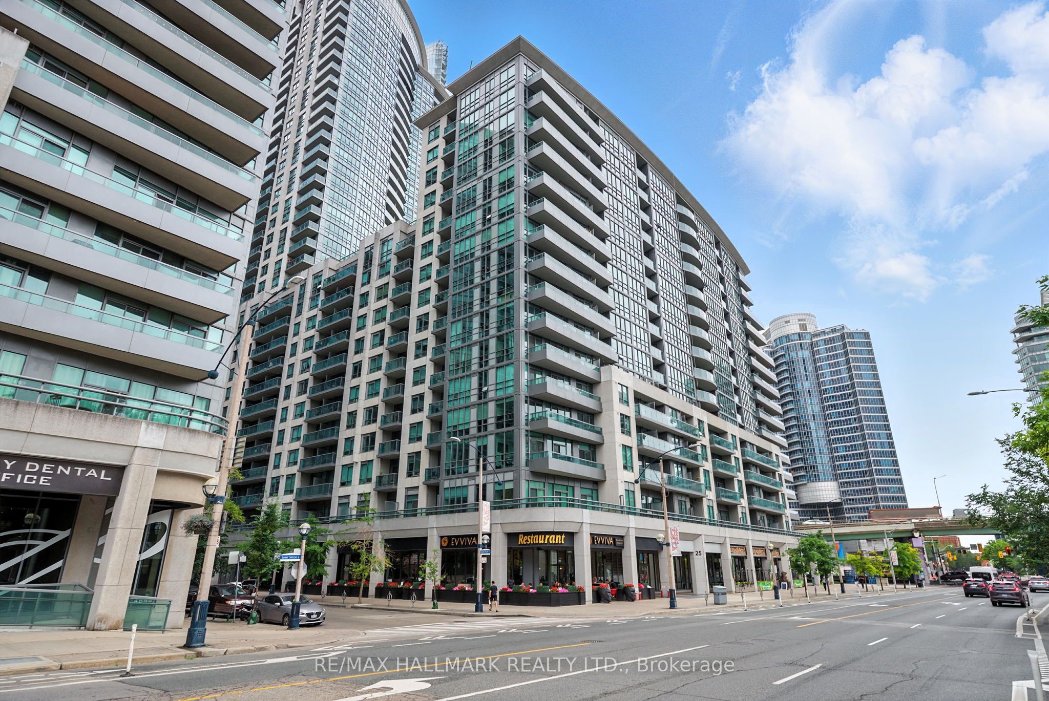 25 Lower Simcoe Street 301, Toronto, ON M5J 3A1 photo 3