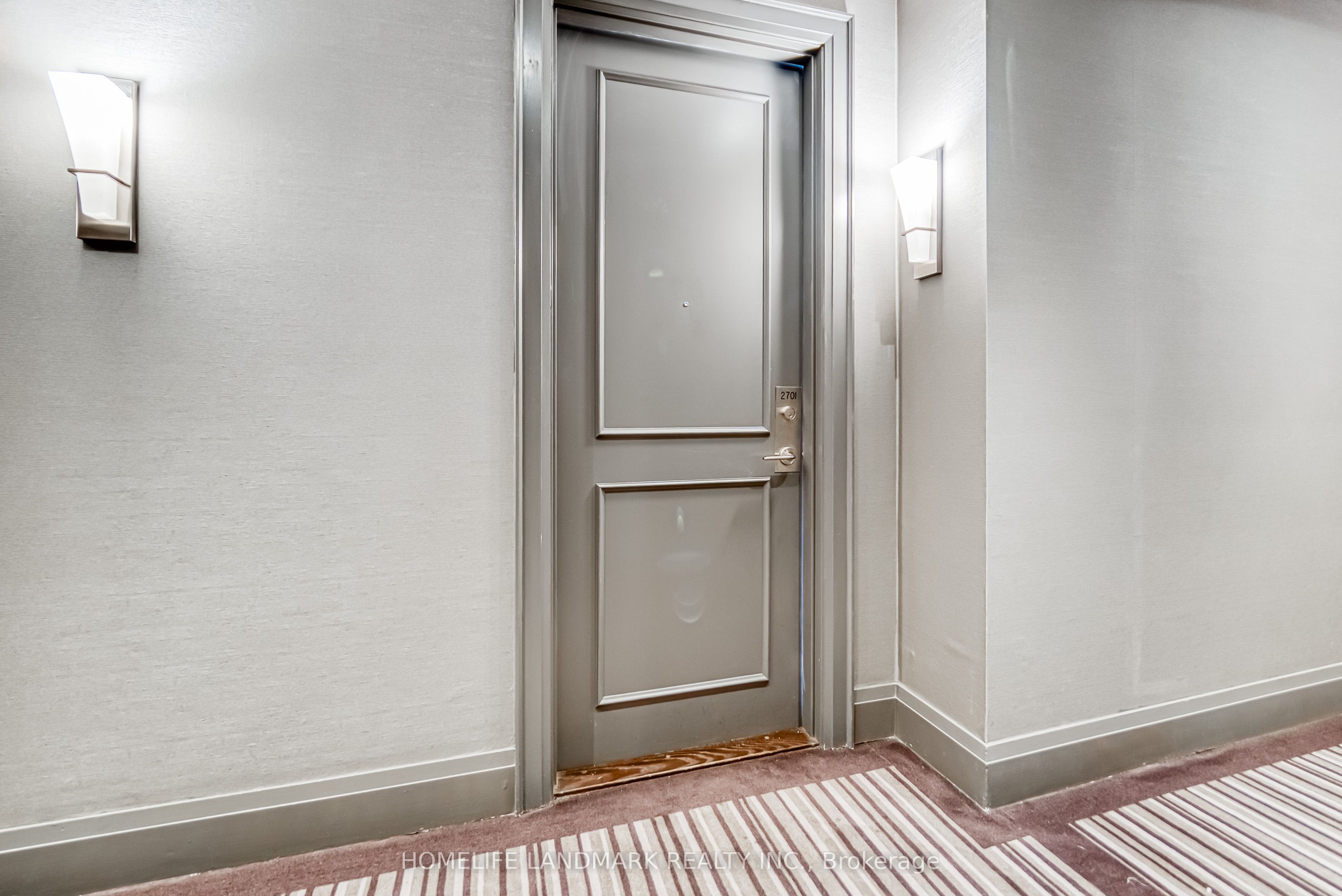 35 Hayden Street 2701, Toronto, ON M4Y 3C3 photo 5