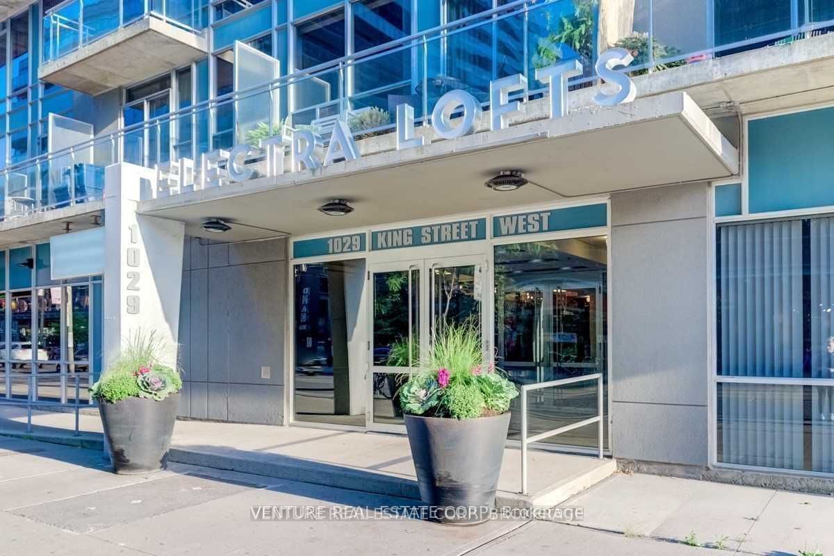 1029 King Street W 209, Toronto, ON M6K 3M9 photo 2