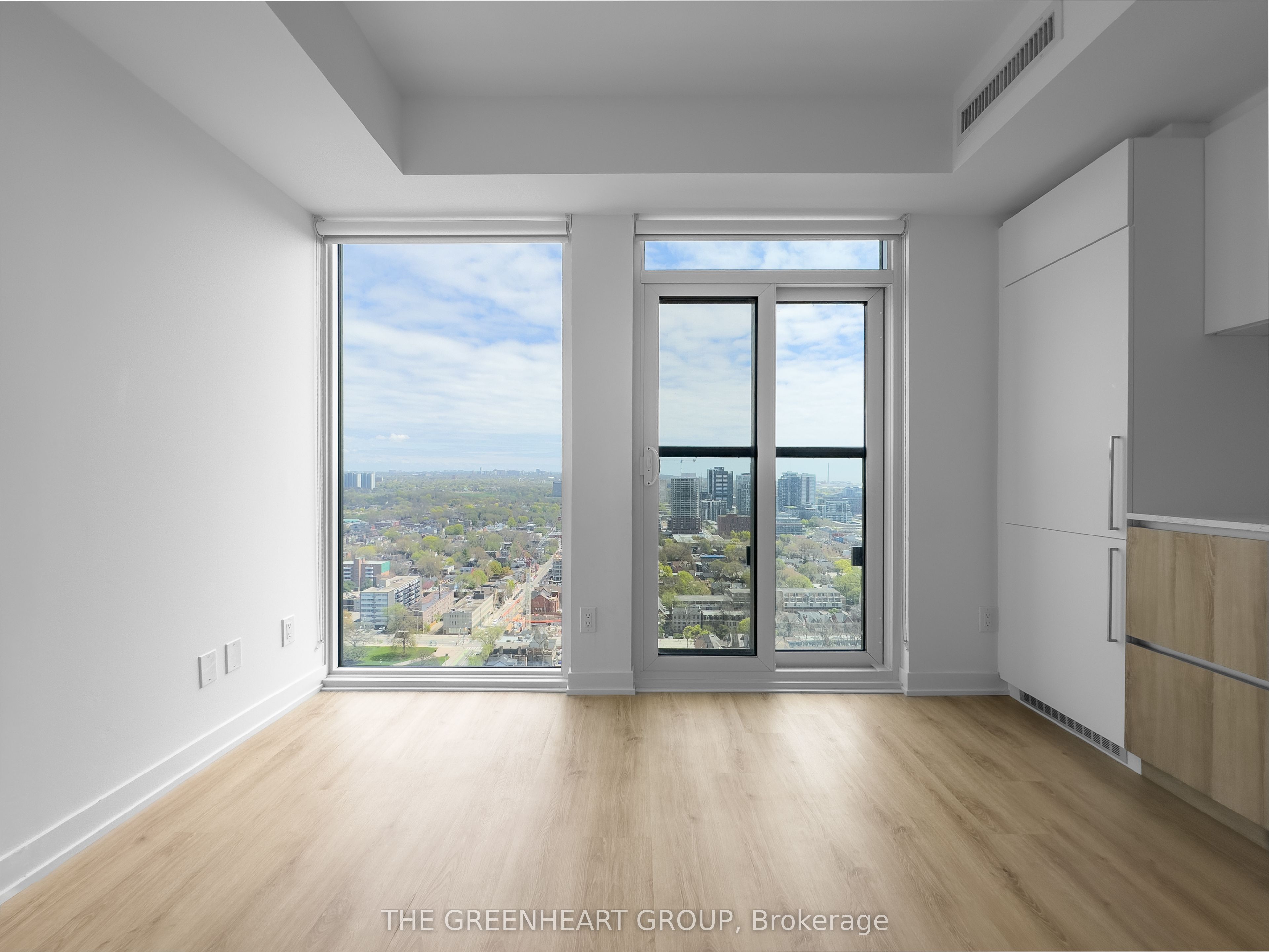 319 Jarvis St Street 3312, Toronto, ON M5B 0C8 photo 5
