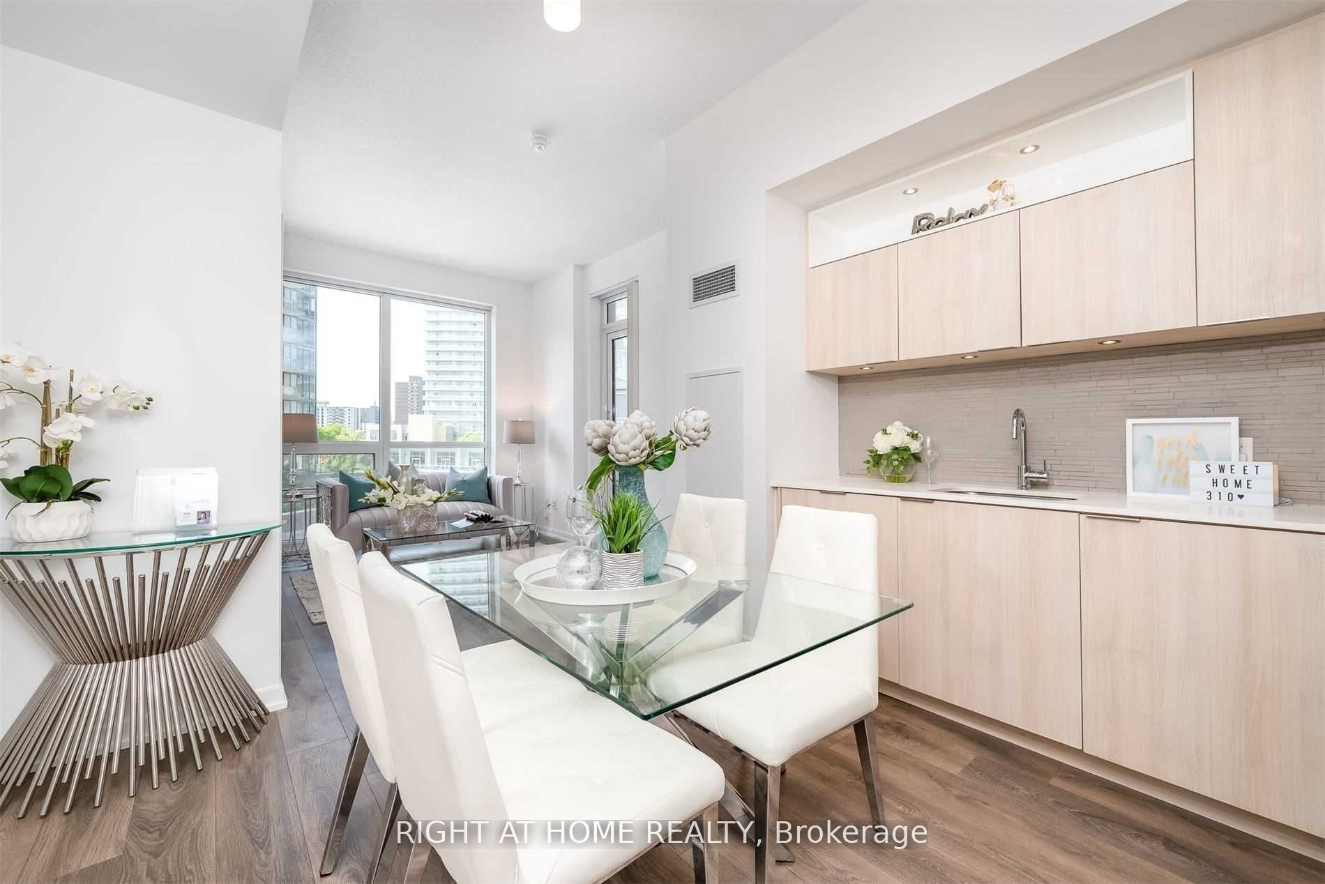 50 Forest Manor Road, Toronto, ON M2J 0E3 photo 5