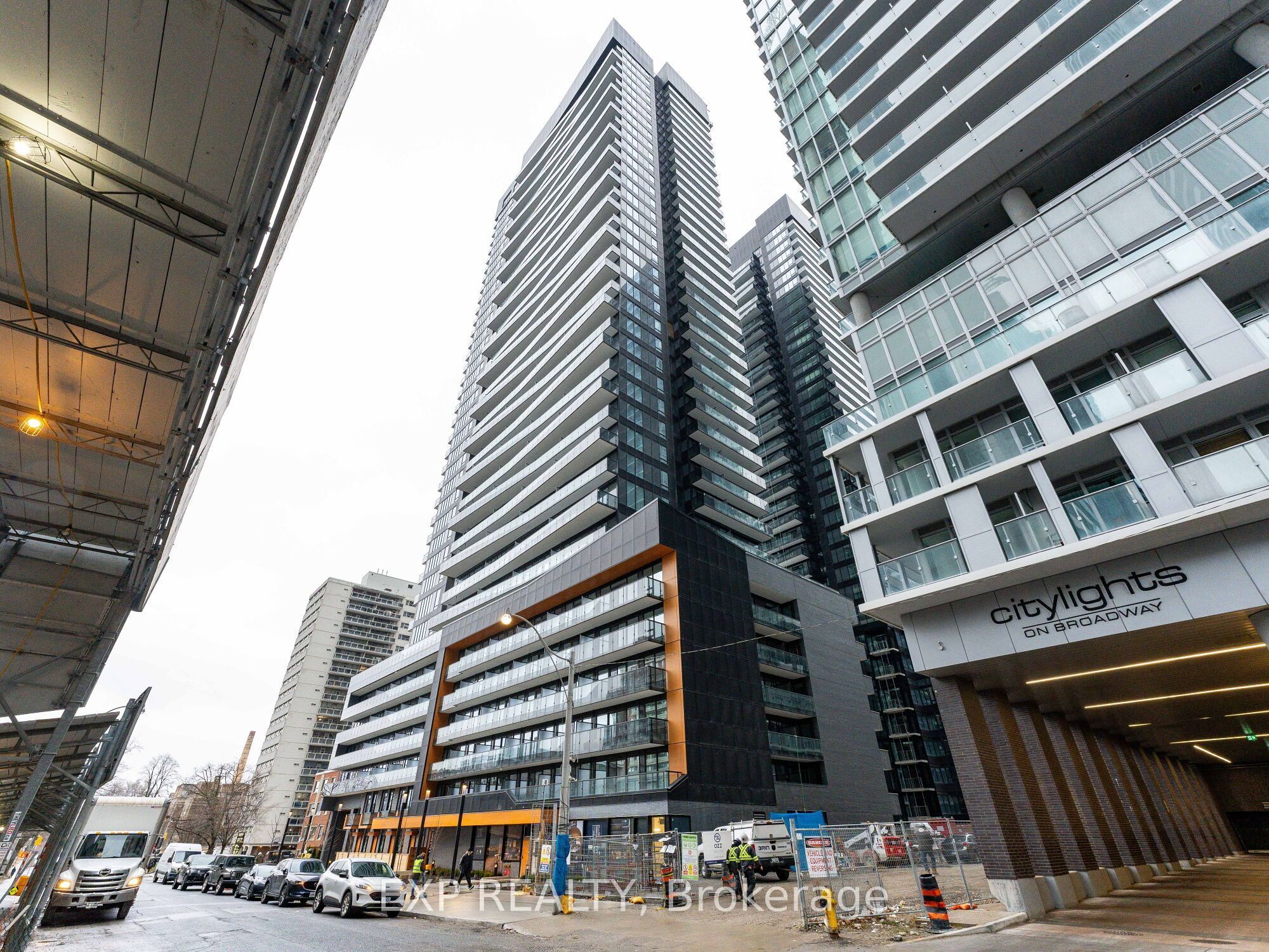 127 Broadway Avenue 2506, Toronto, ON M4P 1V4 photo 2