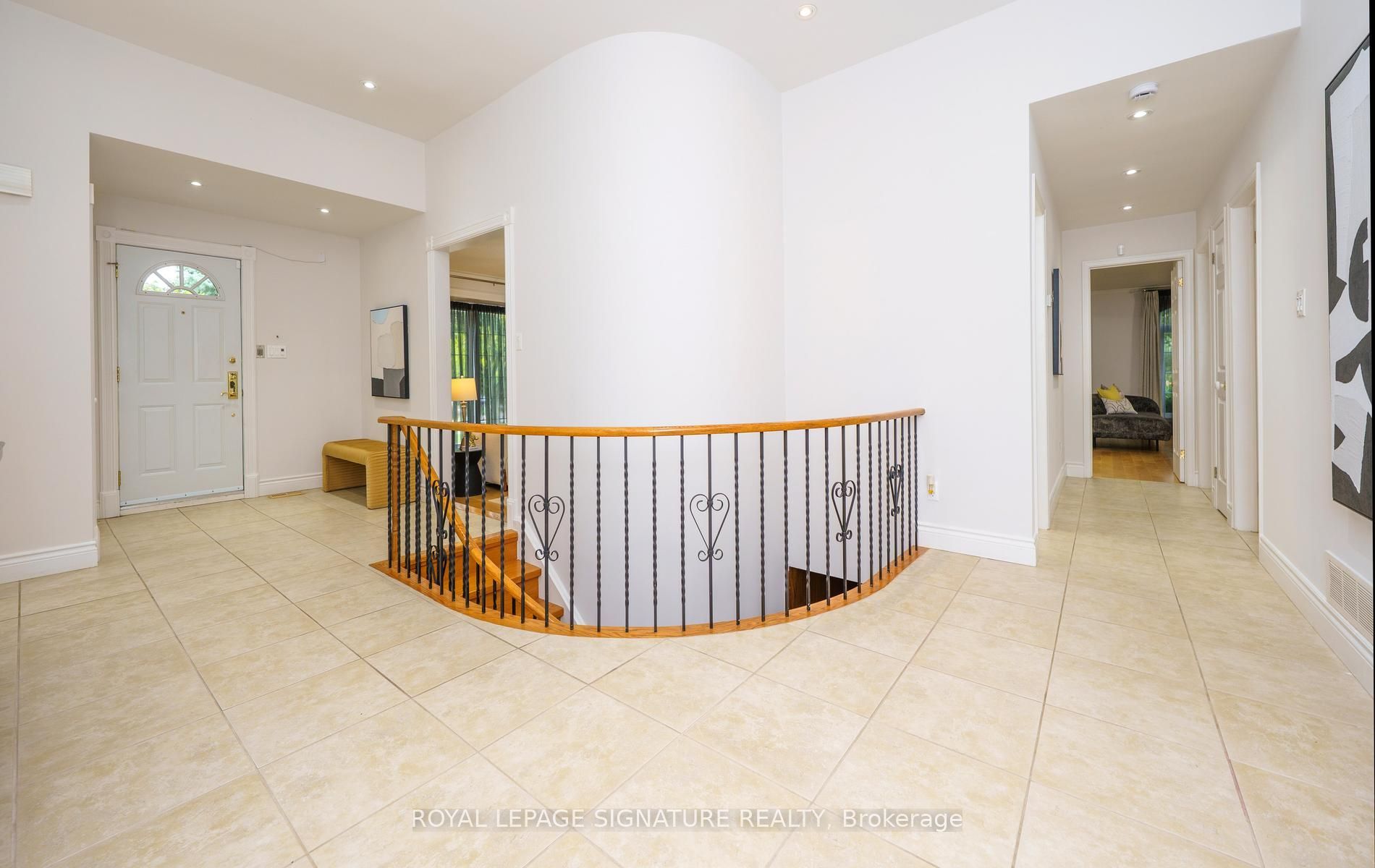 46 Caravan Drive, Toronto, ON M3B 1N3 photo 4