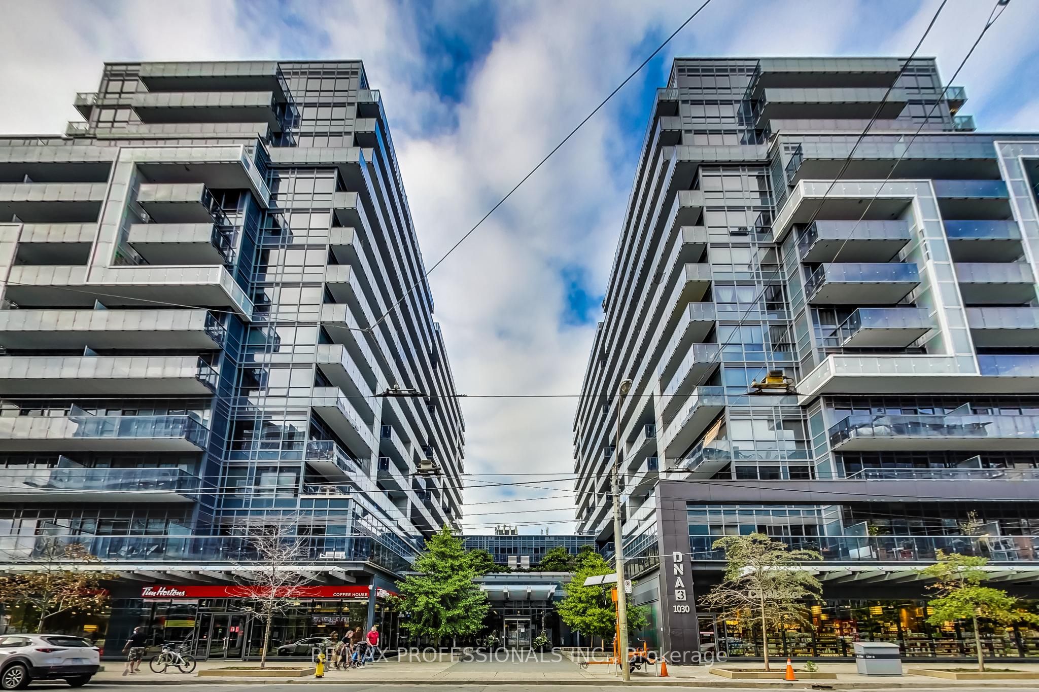 1030 King Street W 912, Toronto, ON M6K 0B4 photo 5