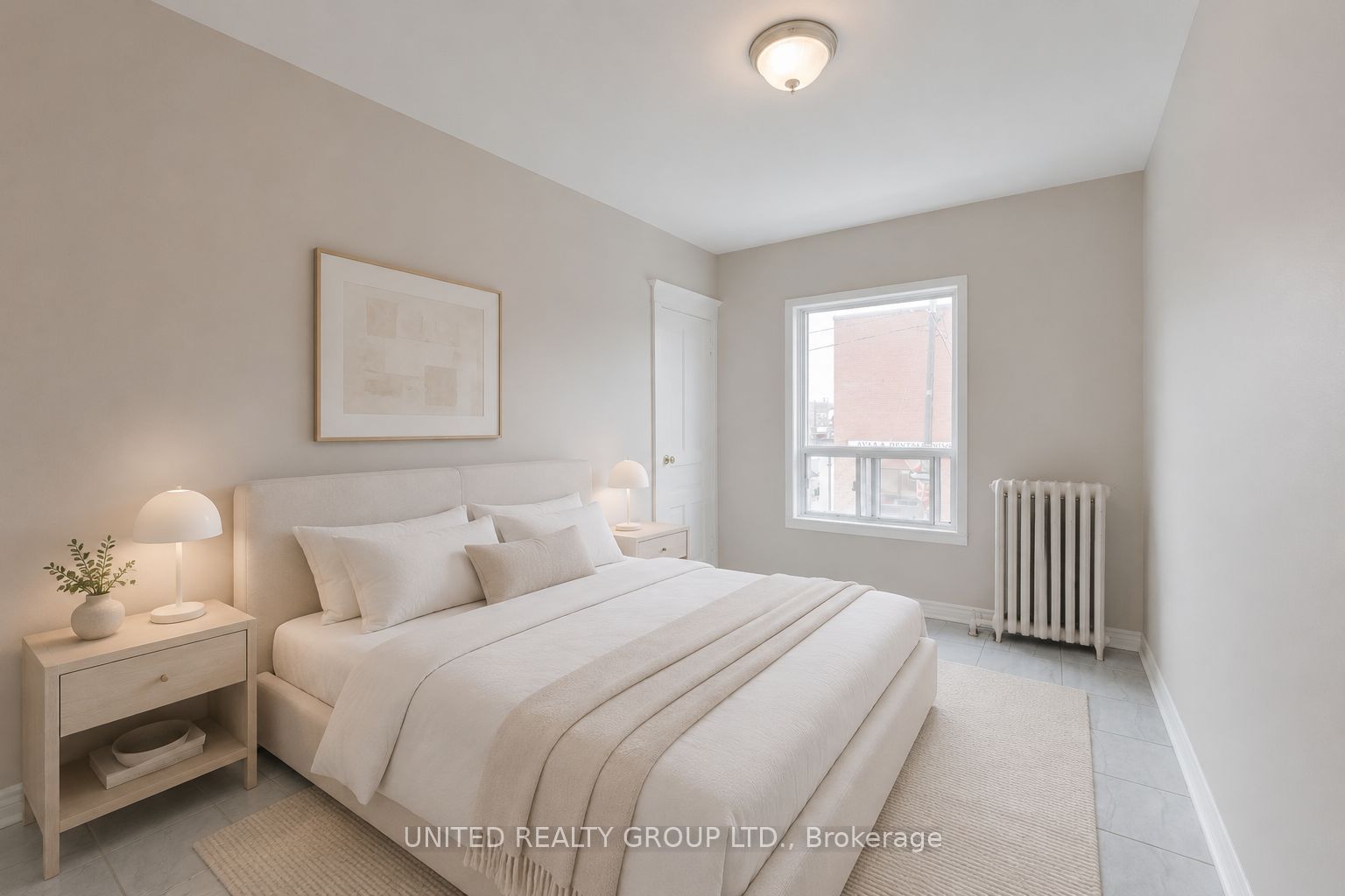 317 Oakwood Avenue 2nd Floor, Toronto, ON M6E 2V3 photo 4