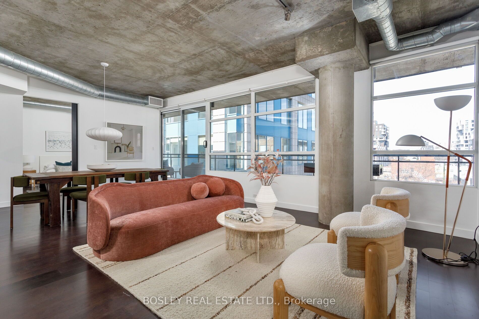 42 Camden Street 703, Toronto, ON M5V 1V1