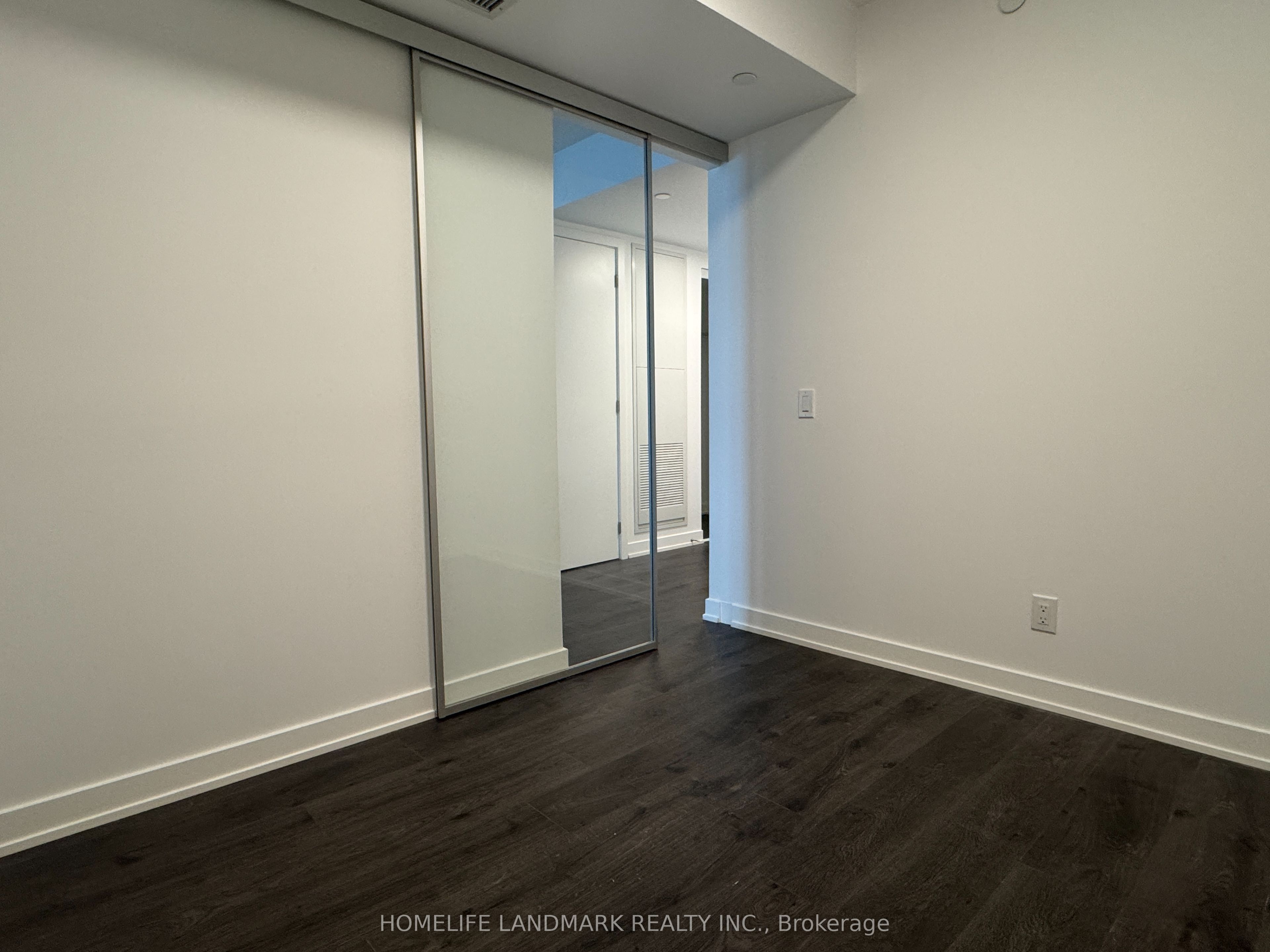 100 Queen Street E 1212, Toronto, ON M5C 0B5 photo 5