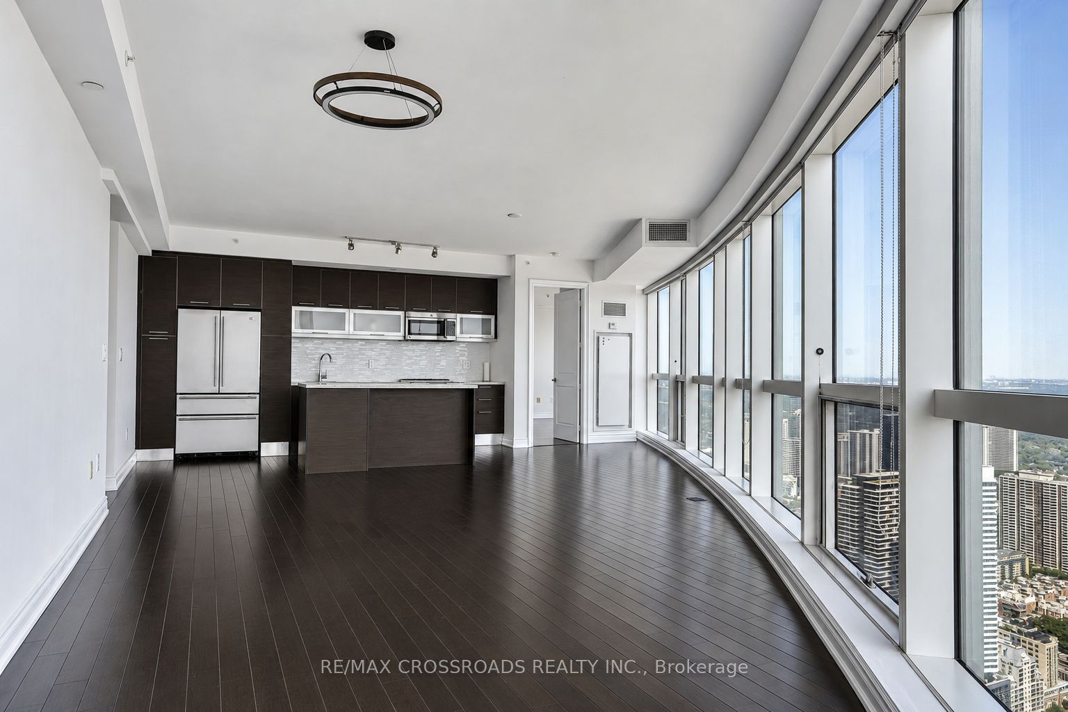 388 Yonge Street 6107, Toronto, ON M5B 0A4