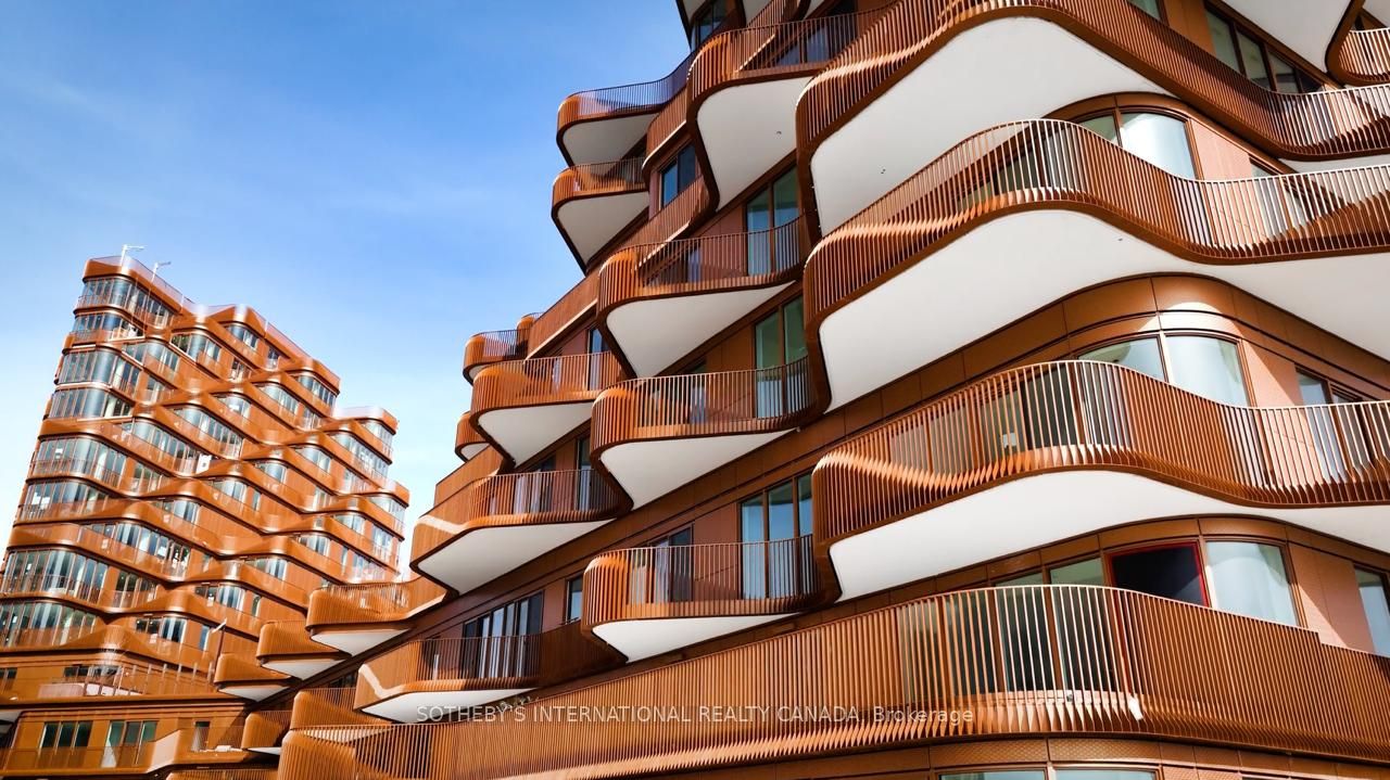 155 Merchants' Wharf 515, Toronto, ON M5A 0Y4