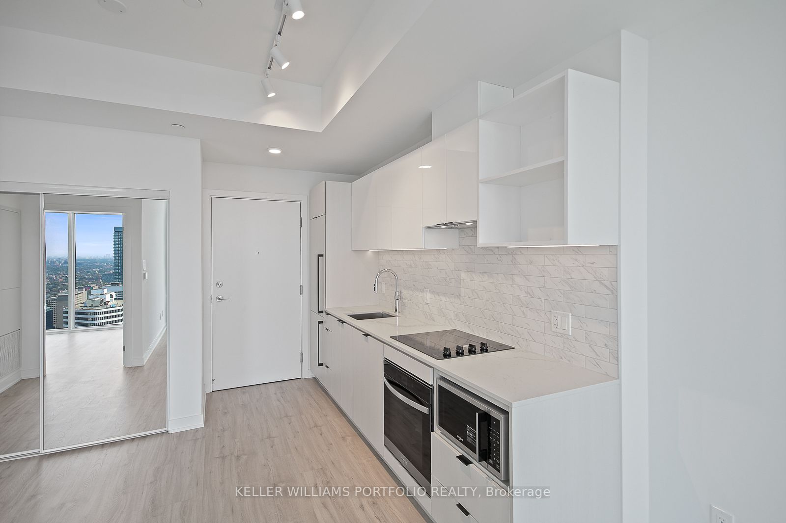 252 Church Street PH16, Toronto, ON M5B 0E6 photo 5