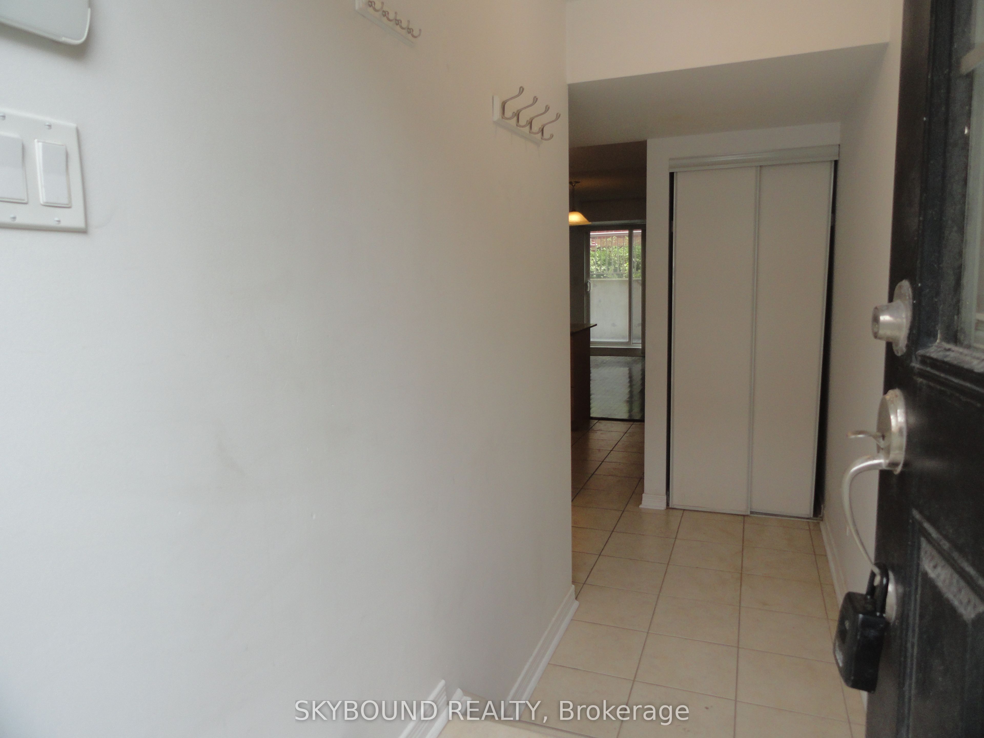 21 Ruttan Street #138, Toronto, ON M6P 0A1 photo 2