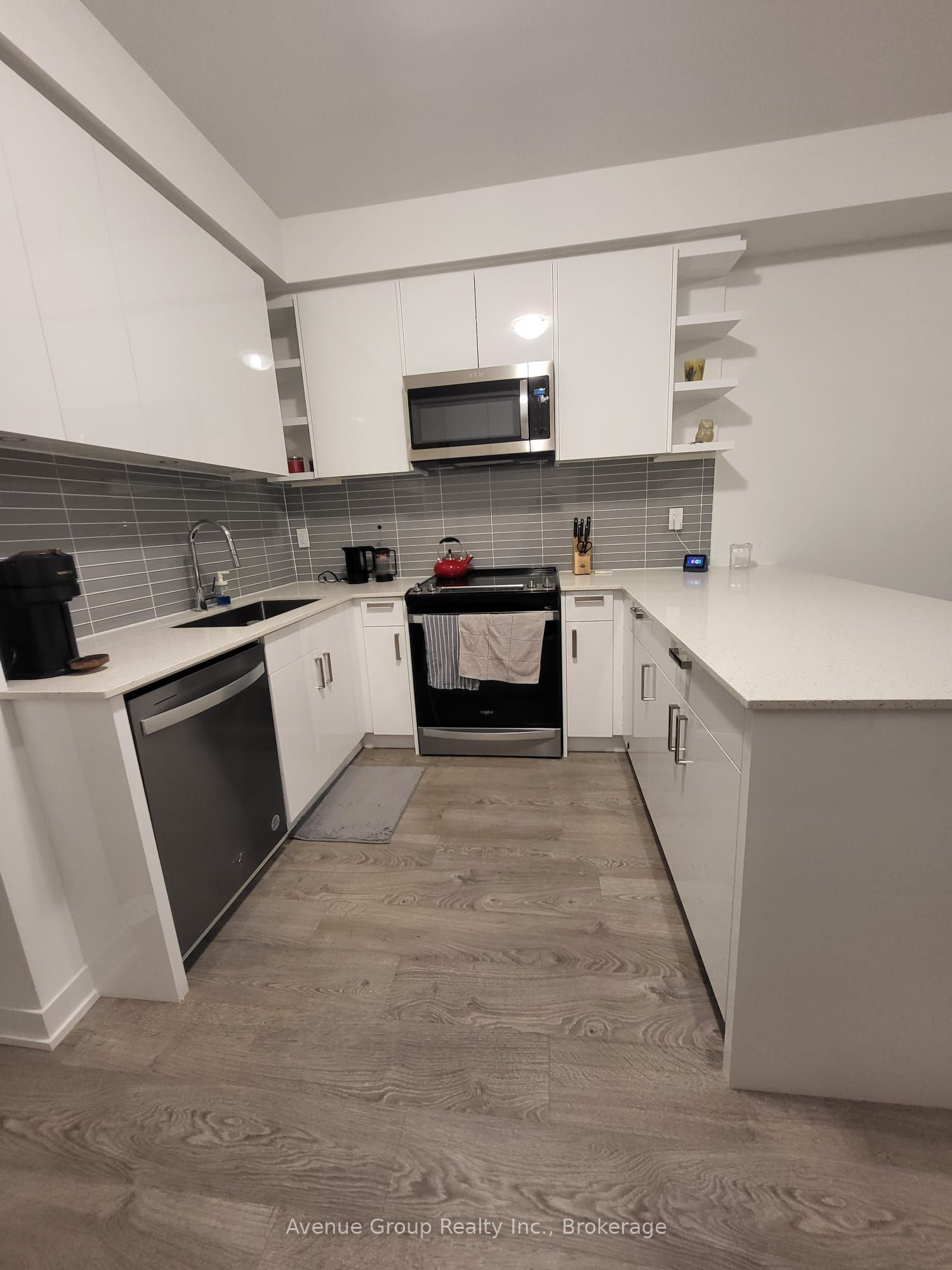 60 Hooyo Terrace, Toronto, ON M6A 0E2 photo 4