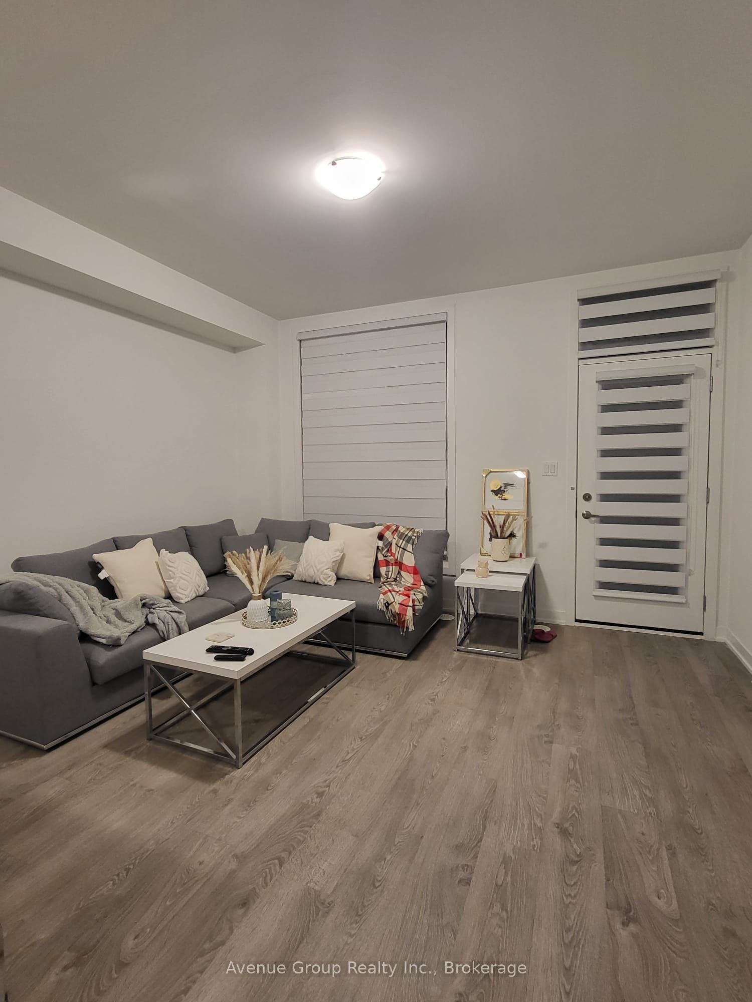 60 Hooyo Terrace, Toronto, ON M6A 0E2 photo 5