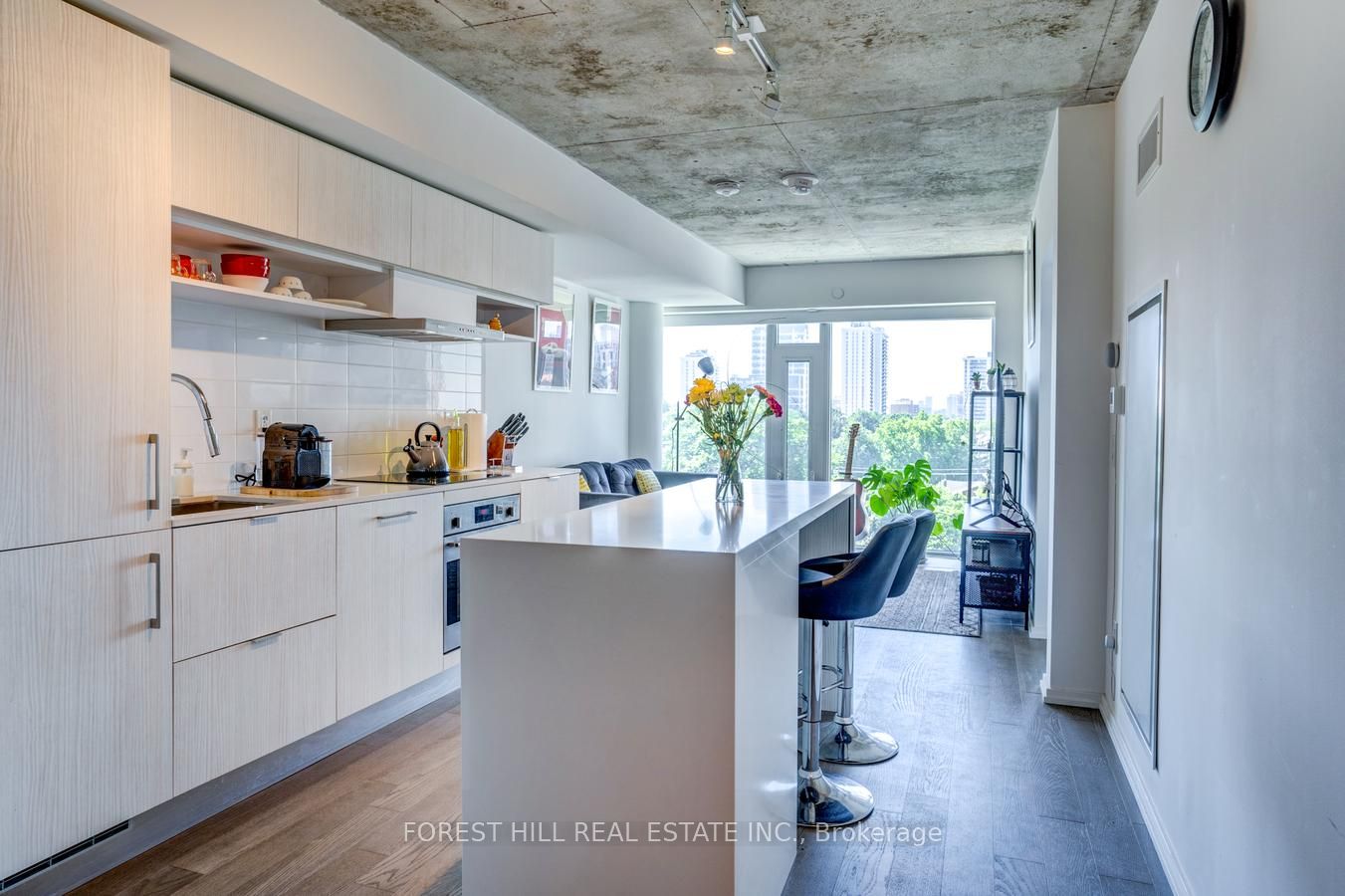 8 Hillsdale Avenue 736, Toronto, ON M4S 0B2 photo 5