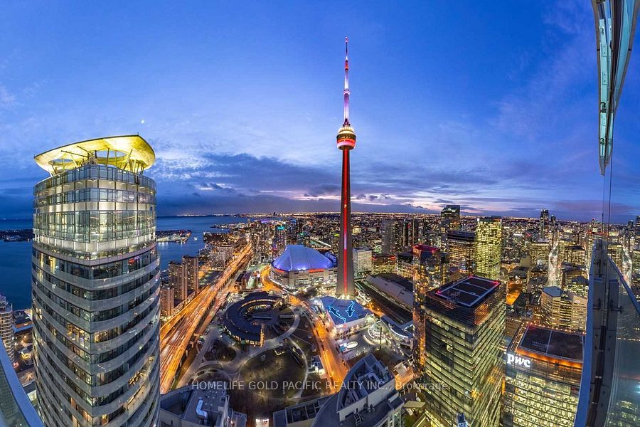 14 York Street 5208, Toronto, ON M5J 0B1 photo 3