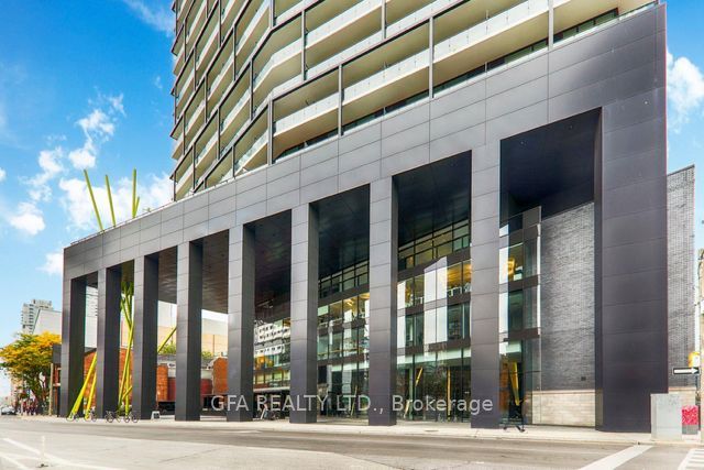 125 Peter Street 1404, Toronto, ON M5V 0M2 photo 2