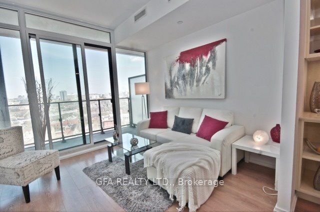 125 Peter Street 1404, Toronto, ON M5V 0M2 photo 4