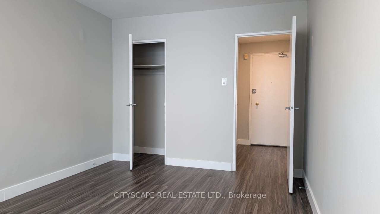 85 Wellesley Street E 409, Toronto, ON M4Y 1H8 photo 3
