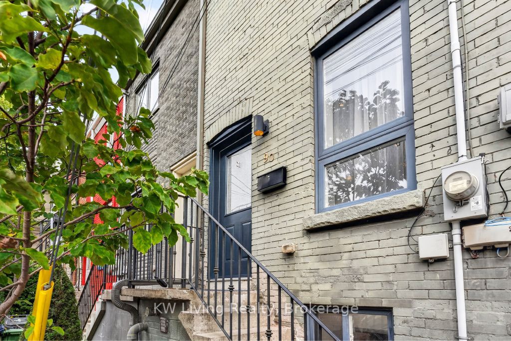 90 Mitchell Avenue, Toronto, ON M6J 1B9 photo 3