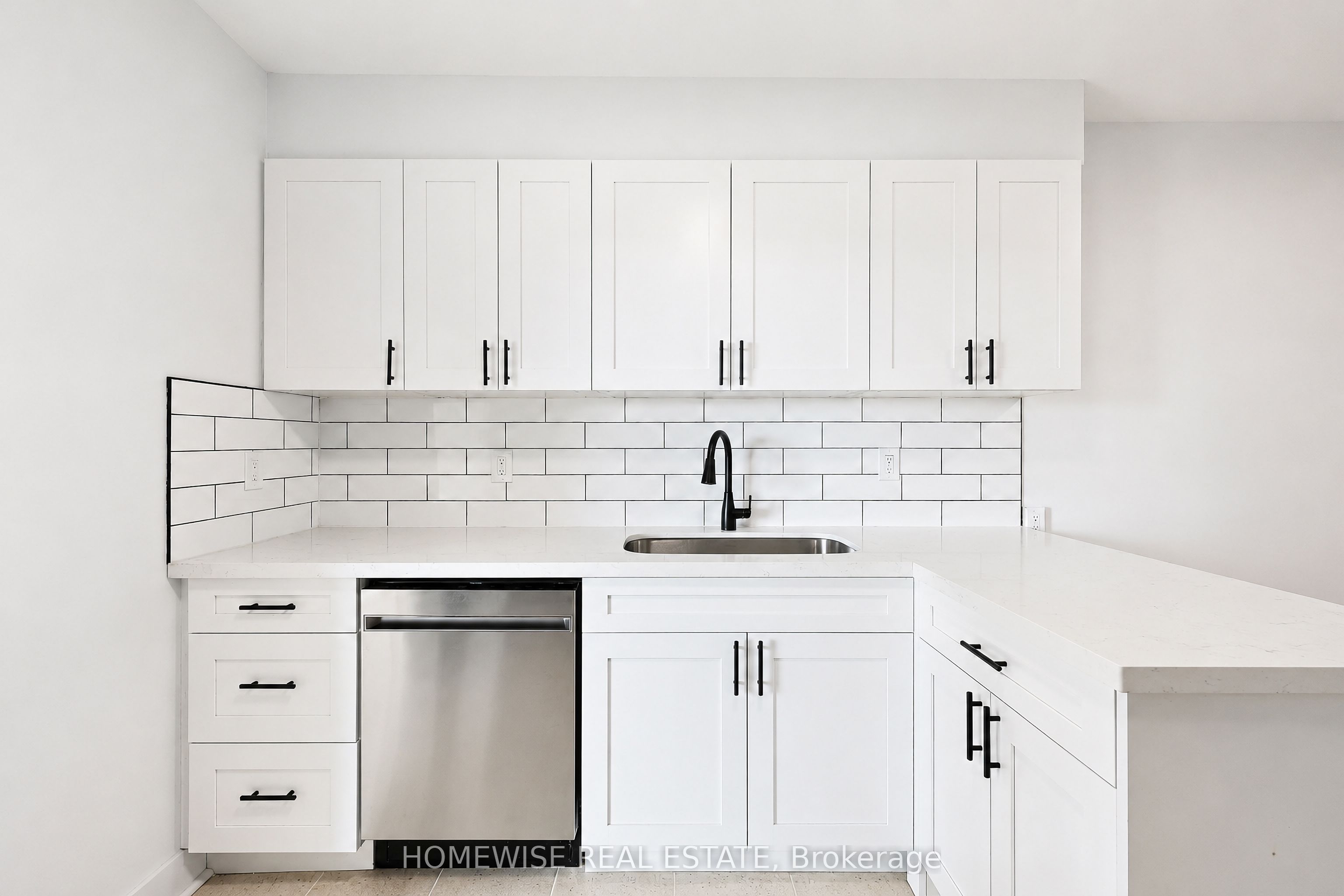 2500 Bathurst Street 307, Toronto, ON M6B 2Y8 photo 3