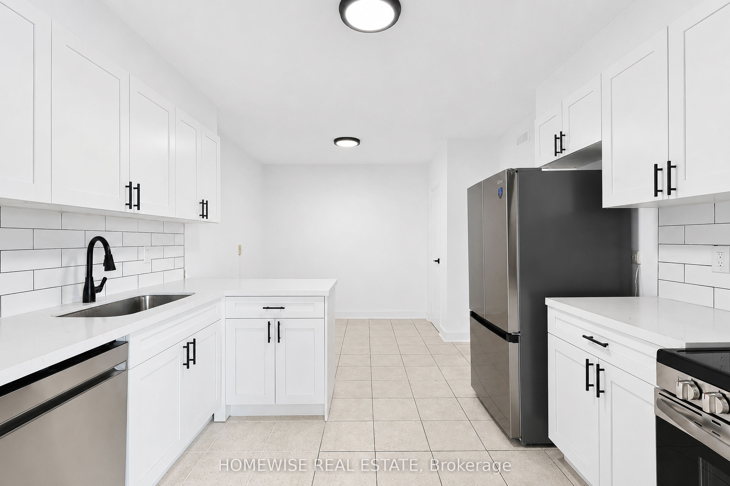 2500 Bathurst Street 307, Toronto, ON M6B 2Y8 photo 5