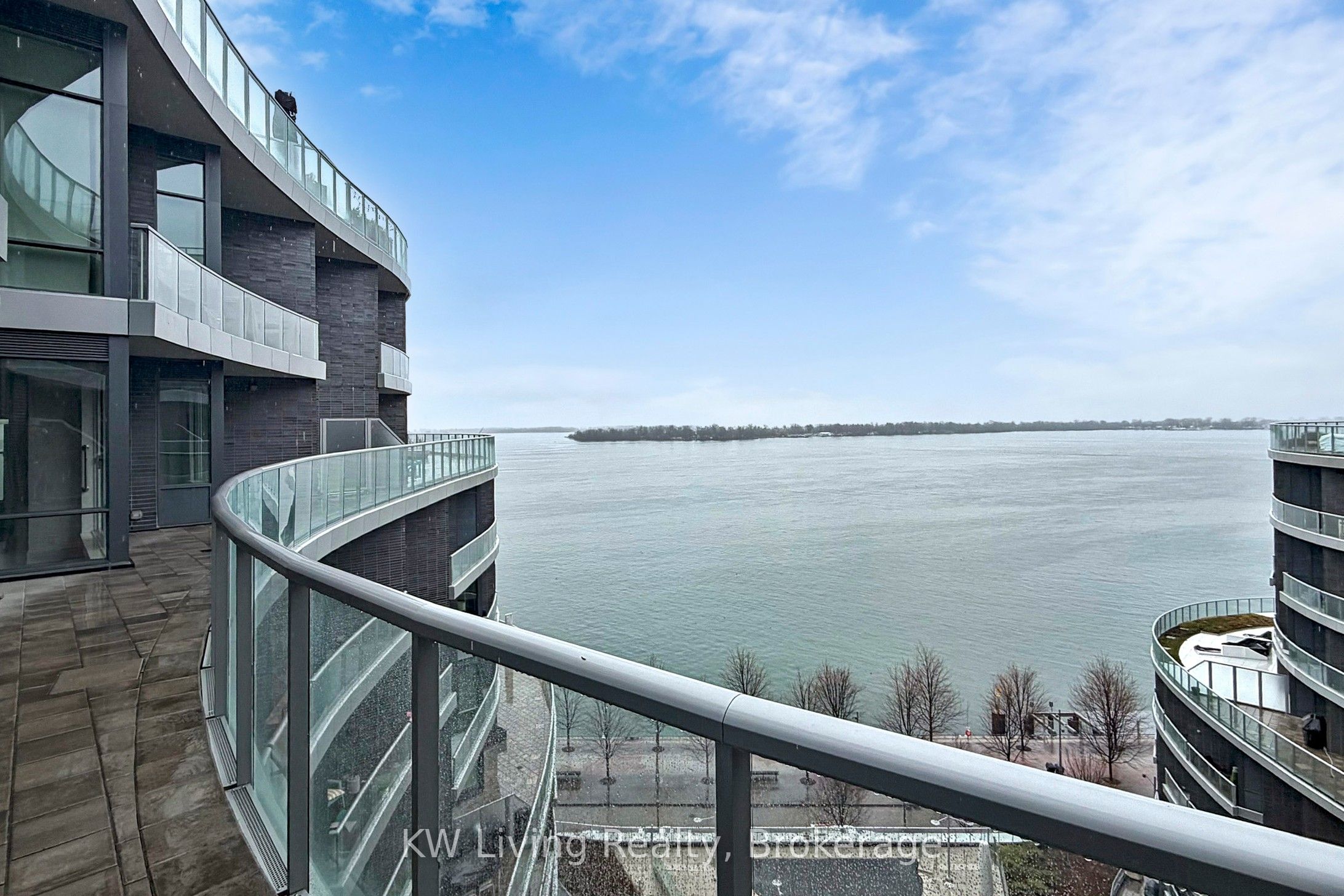 1 Edgewater Drive GPH 12, Toronto, ON M5A 0L1 photo 2